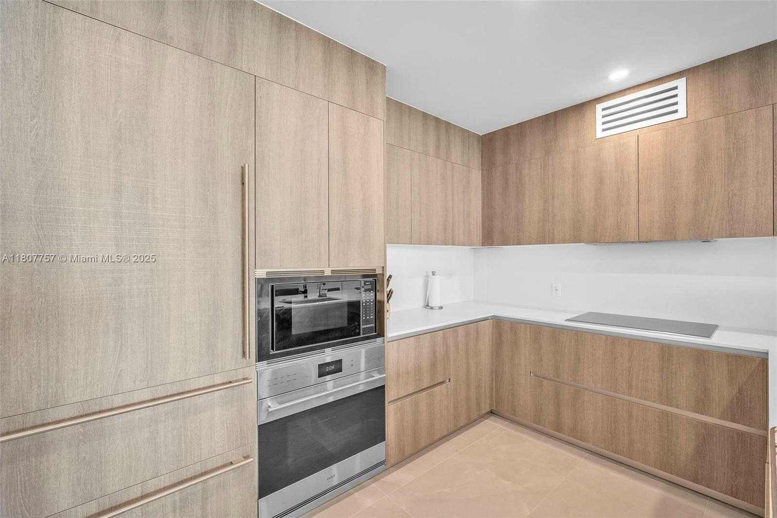 Small Image of 17550 COLLINS AVE #704, Sunny Isles Beach Number 14