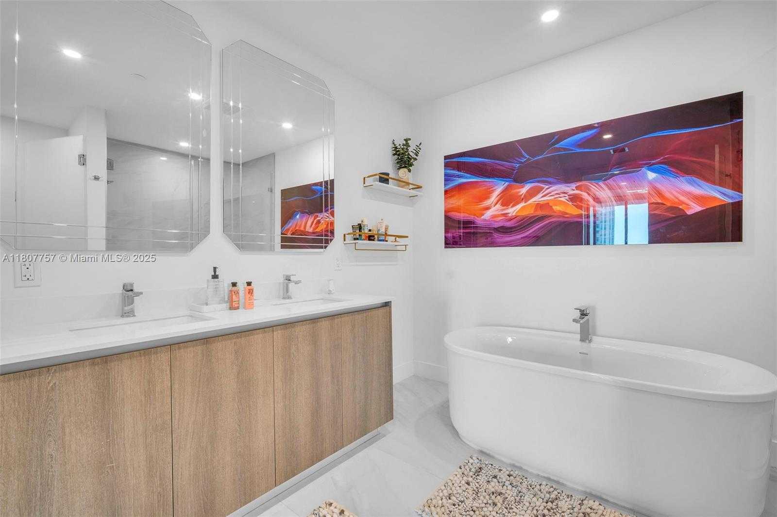 Small Image of 17550 COLLINS AVE #704, Sunny Isles Beach Number 31
