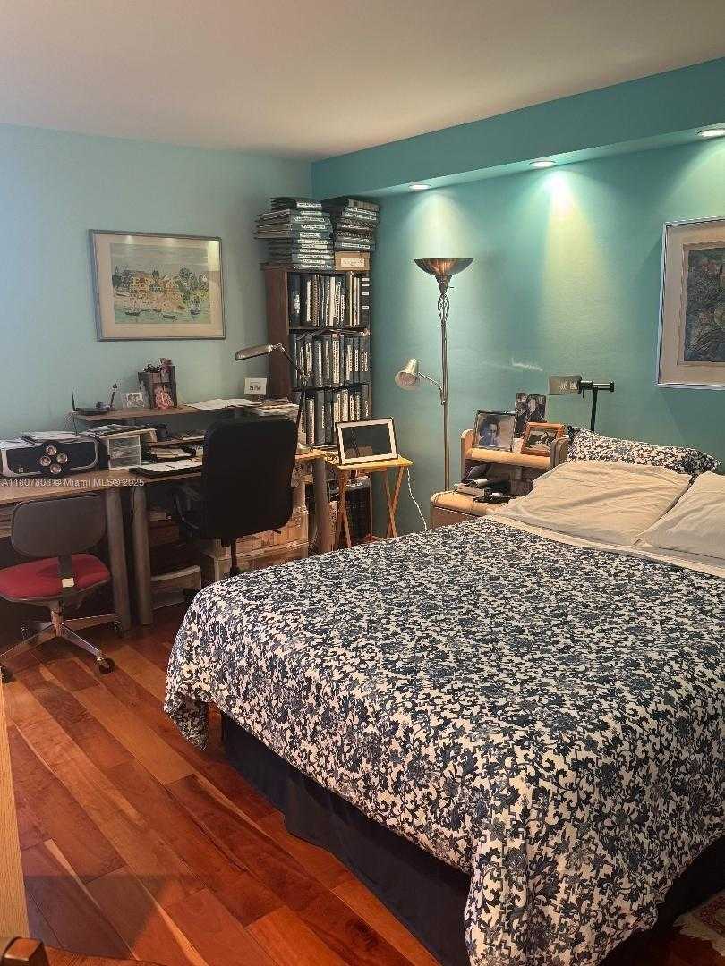 Small Image of 20379 WEST COUNTRY CLUB DR #1937, Aventura Number 19