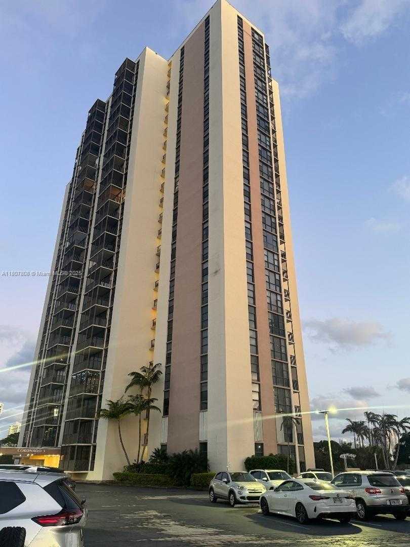 Small Image of 20379 WEST COUNTRY CLUB DR #1937, Aventura Number 2