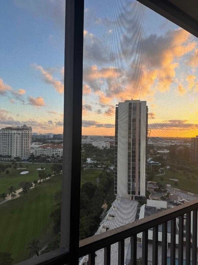 Small Image of 20379 WEST COUNTRY CLUB DR #1937, Aventura Number 3