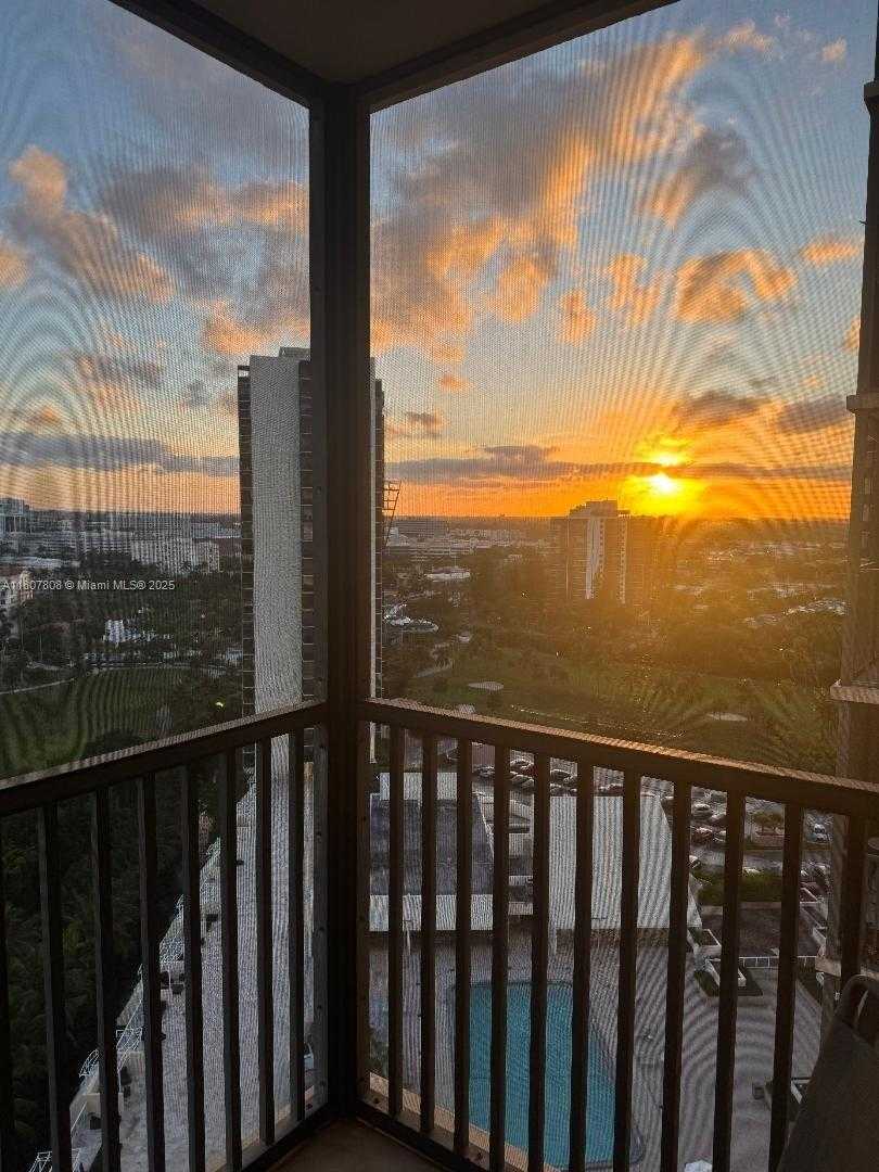 Small Image of 20379 WEST COUNTRY CLUB DR #1937, Aventura Number 4