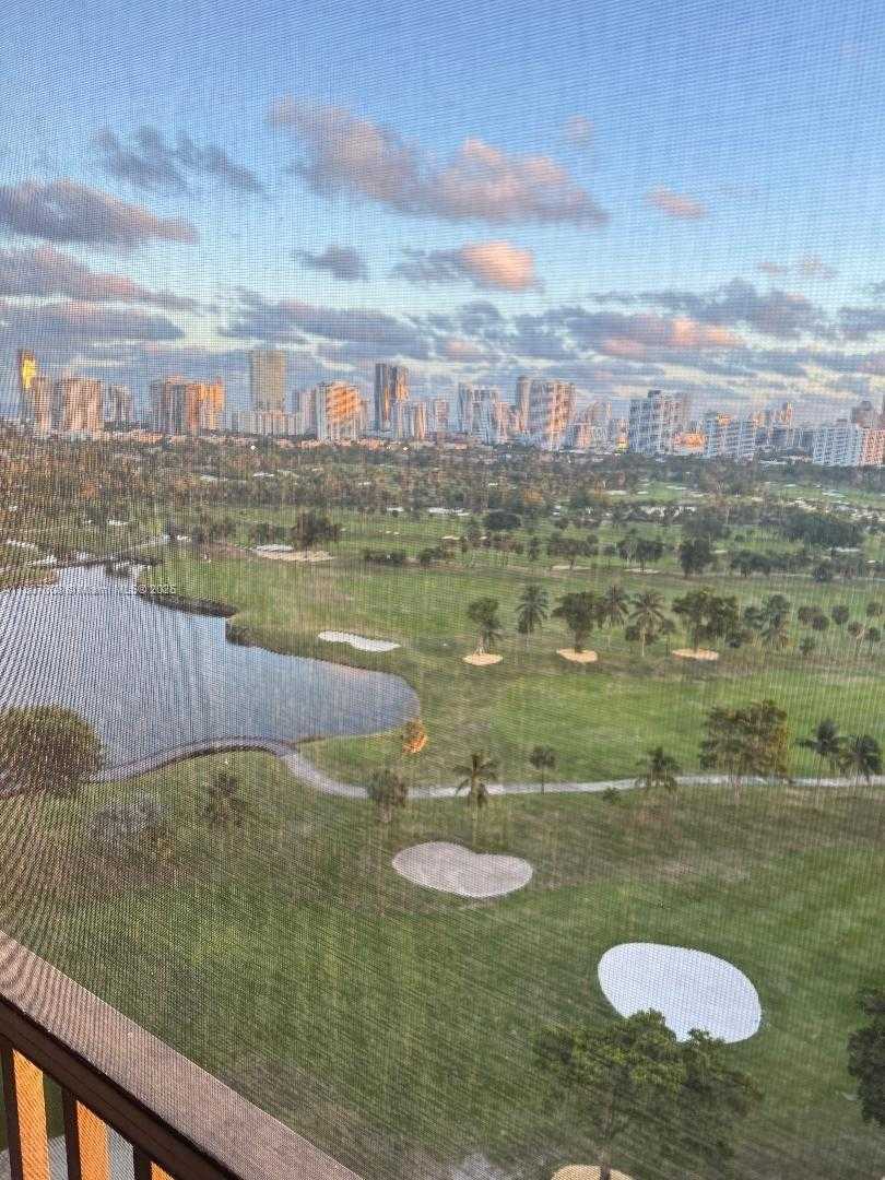 Small Image of 20379 WEST COUNTRY CLUB DR #1937, Aventura Number 5