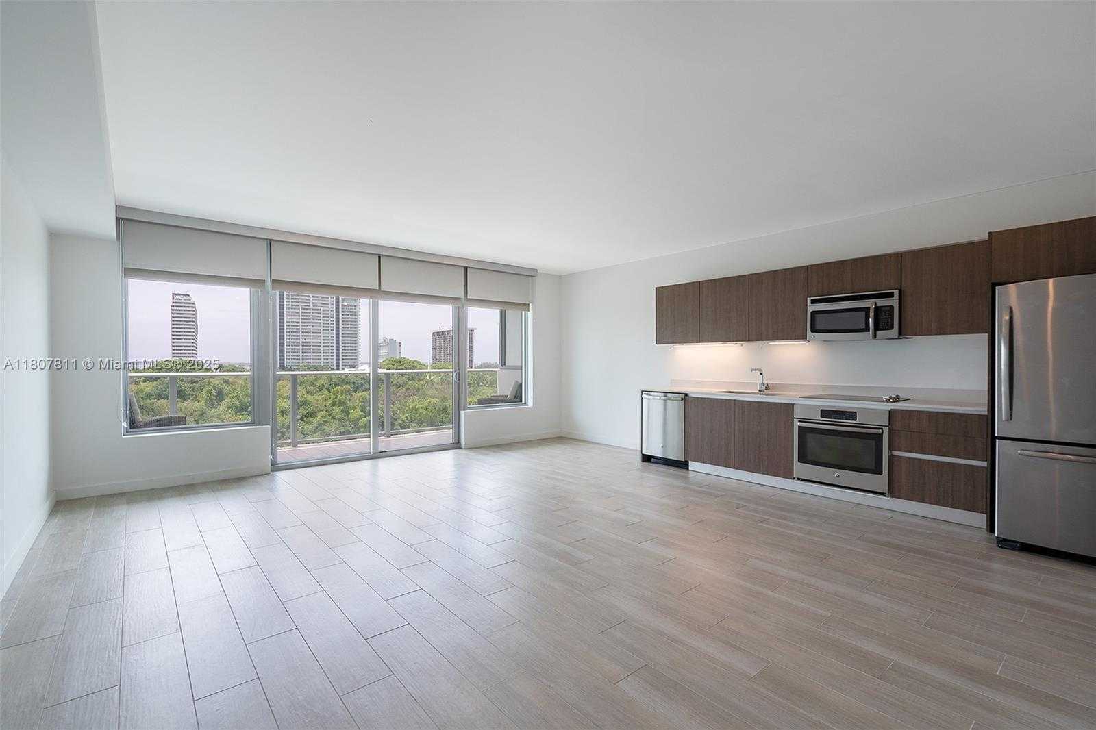 Small Image of 1600 SOUTH WEST 1ST AVE #711, Miami Number 4