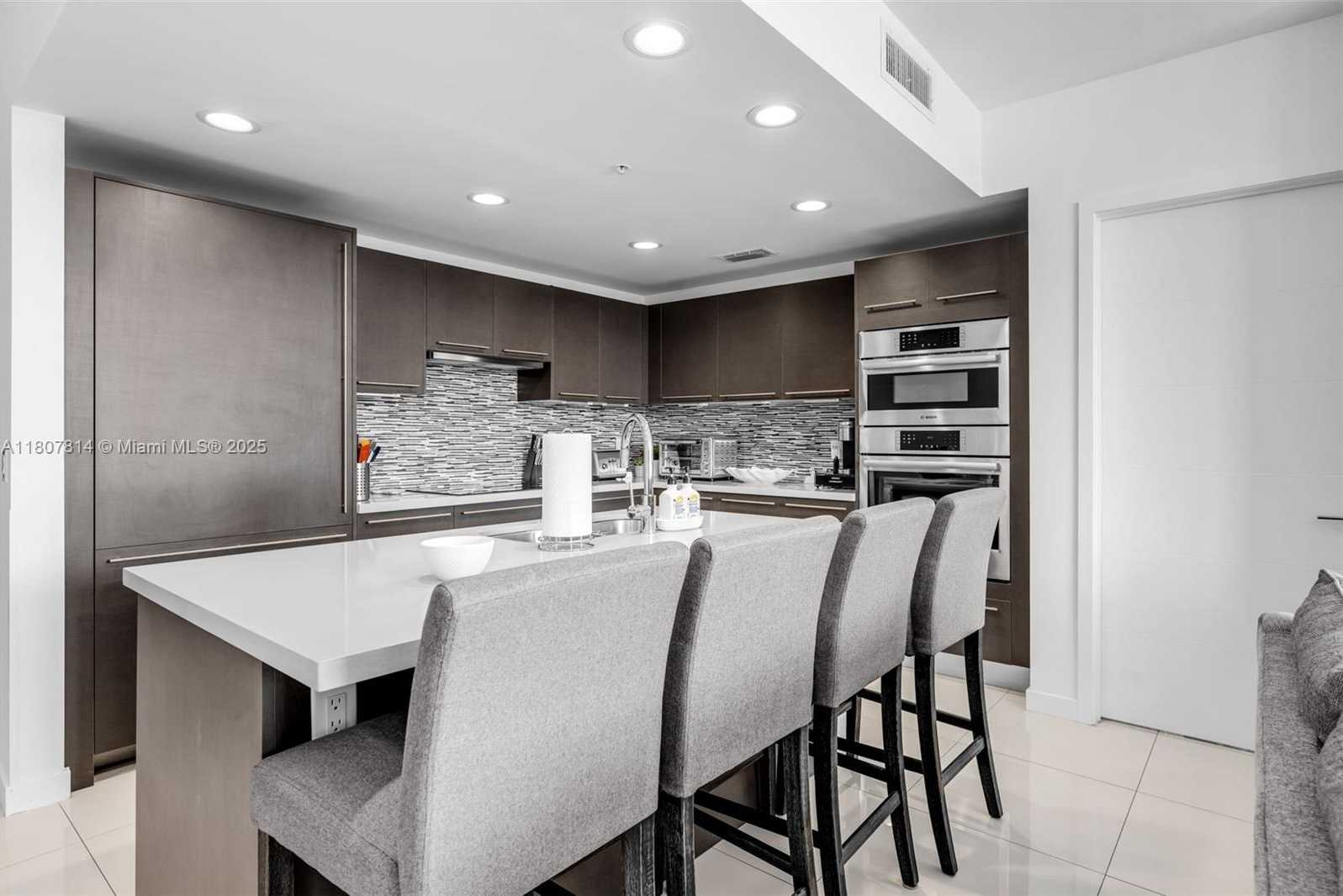 Small Image of 7661 NORTH WEST 107TH AVE #501, Doral Number 11