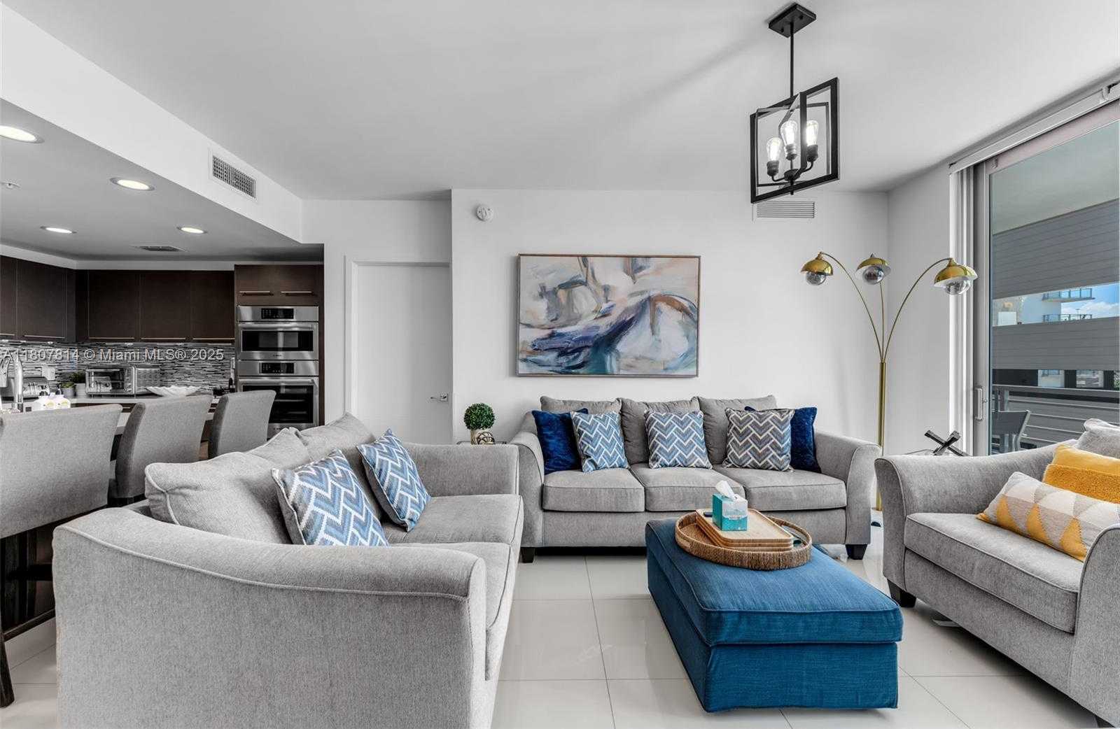 Small Image of 7661 NORTH WEST 107TH AVE #501, Doral Number 13
