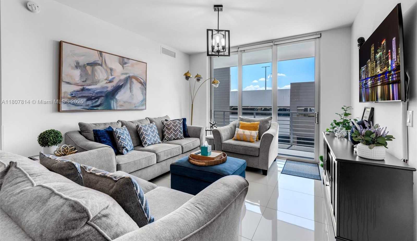 Small Image of 7661 NORTH WEST 107TH AVE #501, Doral Number 14