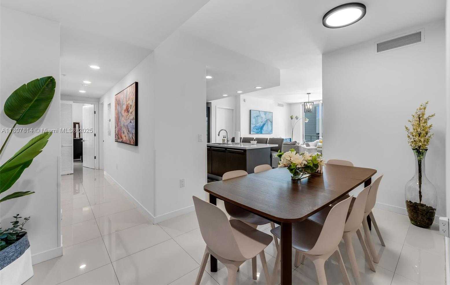 Small Image of 7661 NORTH WEST 107TH AVE #501, Doral Number 6