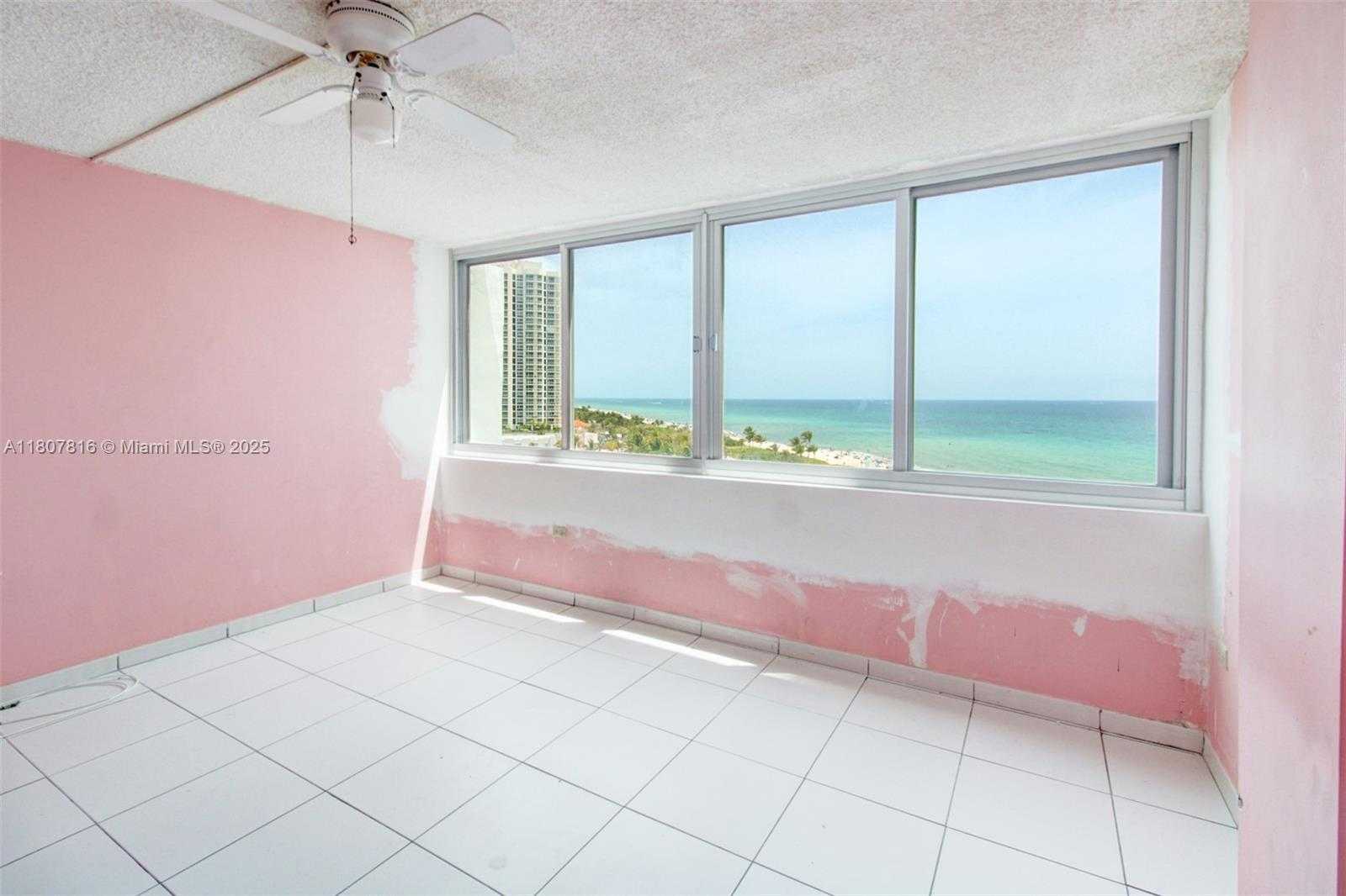 Small Image of 7135 COLLINS AVE #934, Miami Beach Number 11