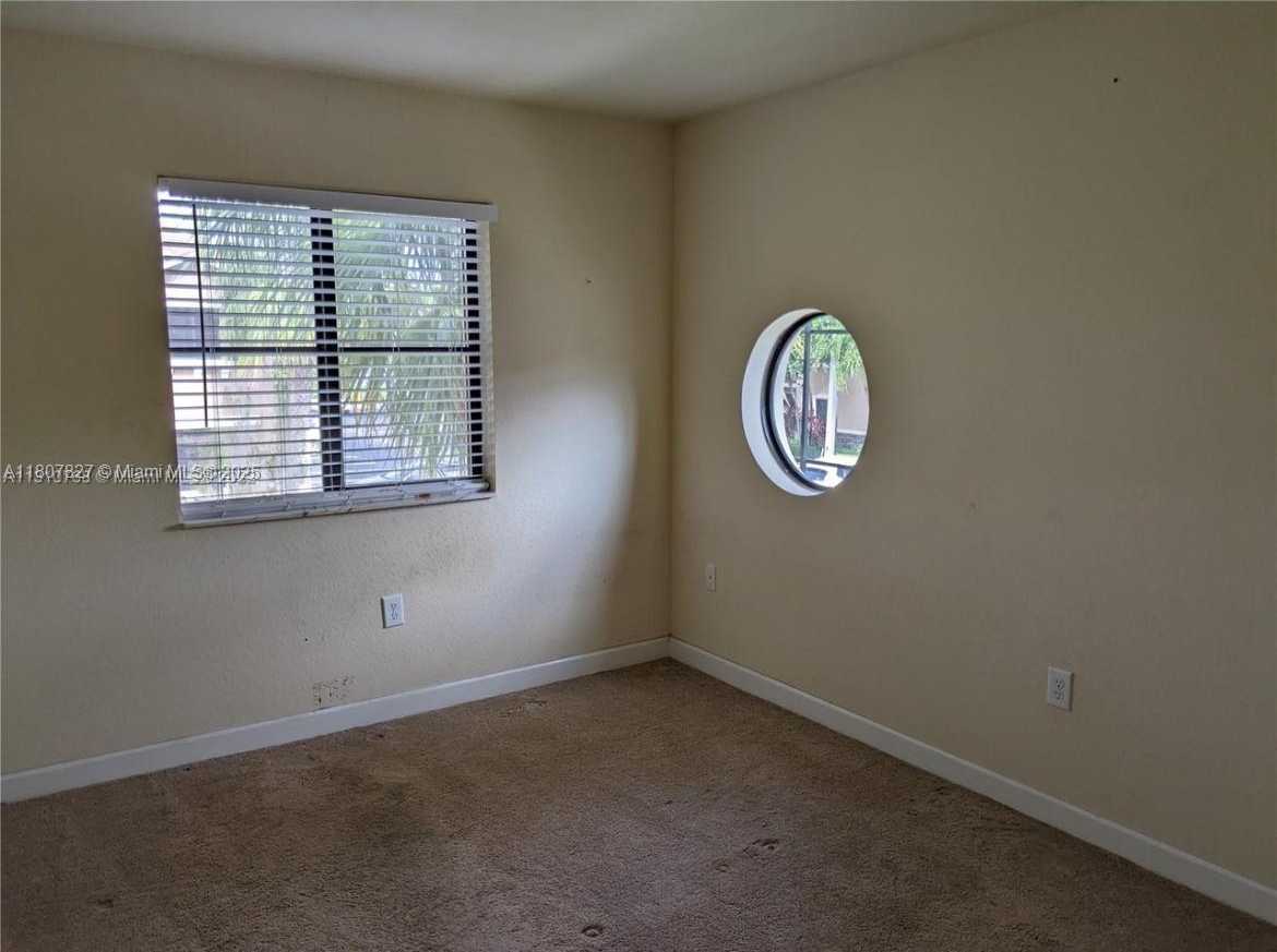 Small Image of 22411 SOUTH WEST 88TH PL #9-26, Cutler Bay Number 4