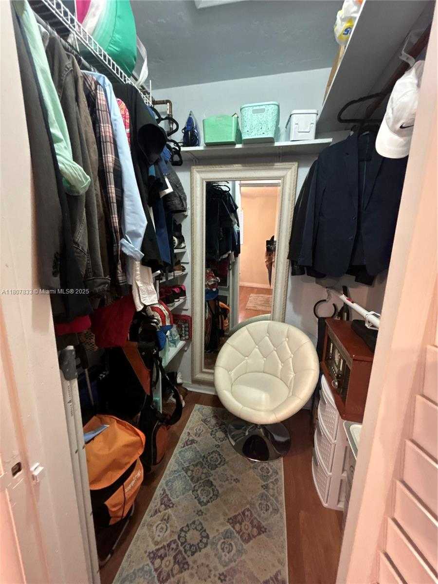 Small Image of 1717 RODMAN ST #18, Hollywood Number 17