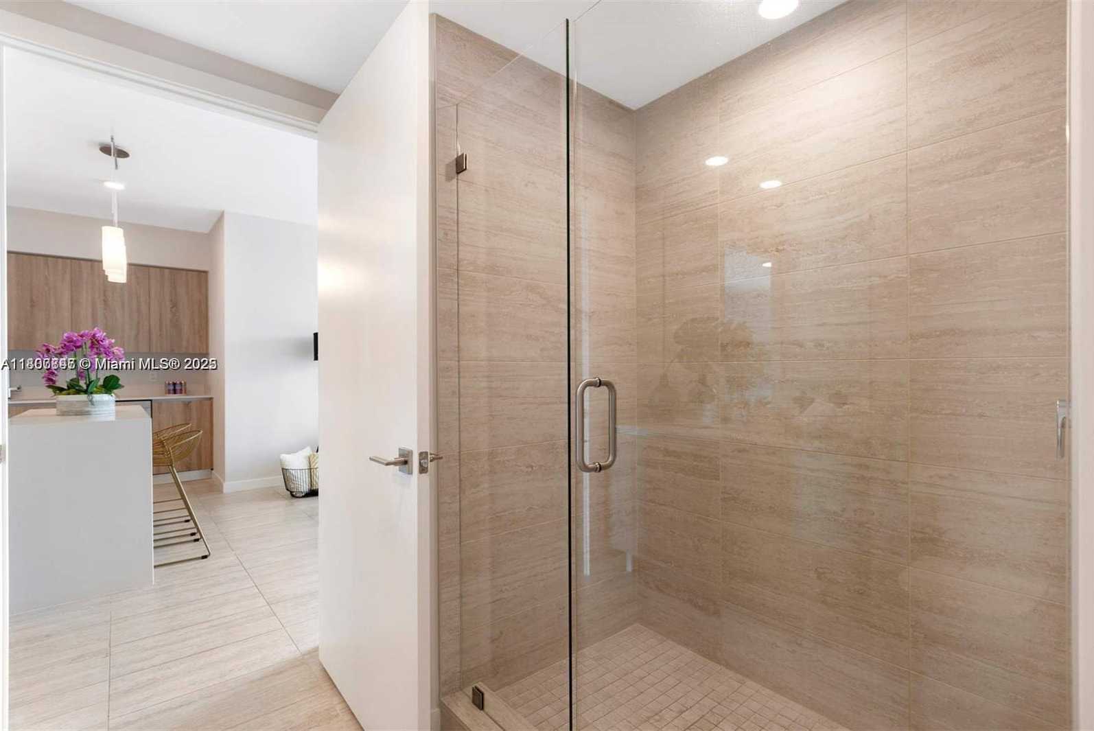 Small Image of 3900 BISCAYNE BLVD #N-905, Miami Number 10
