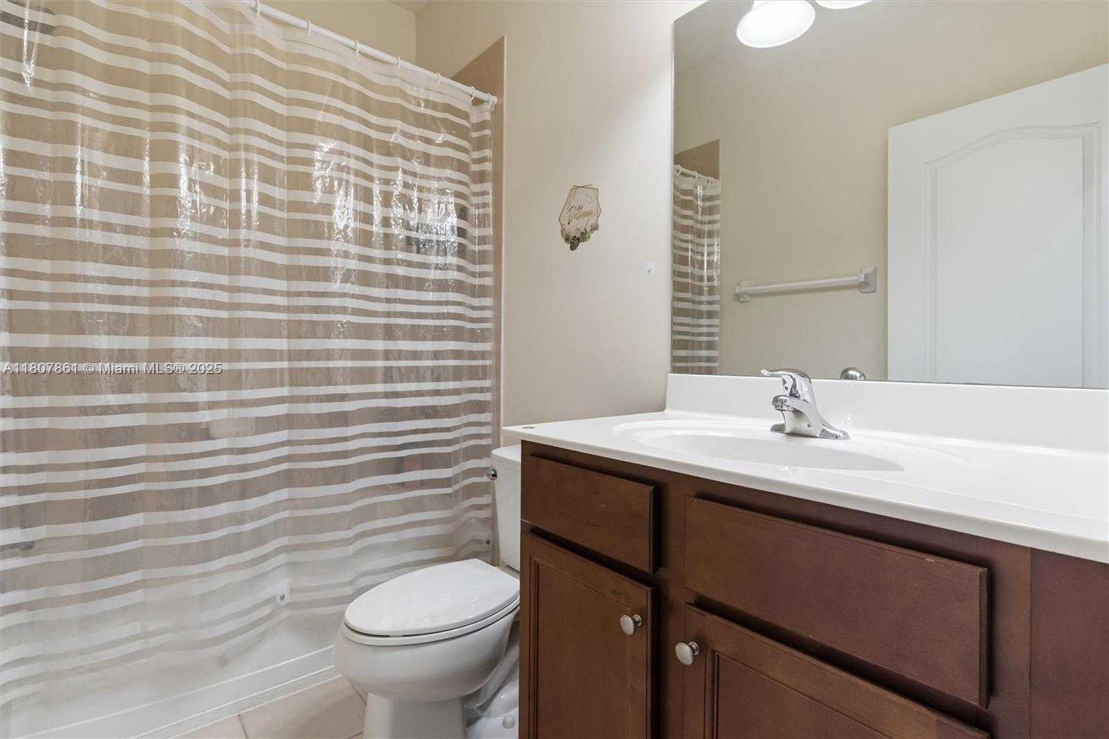 Small Image of 9618 WATERVIEW WAY, Parkland Number 24