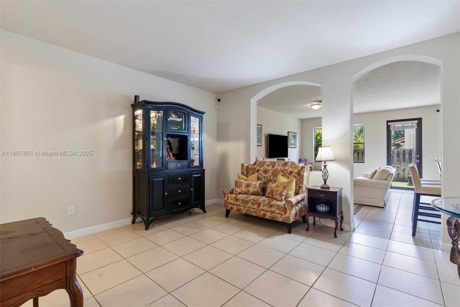 Small Image of 9618 WATERVIEW WAY, Parkland Number 5