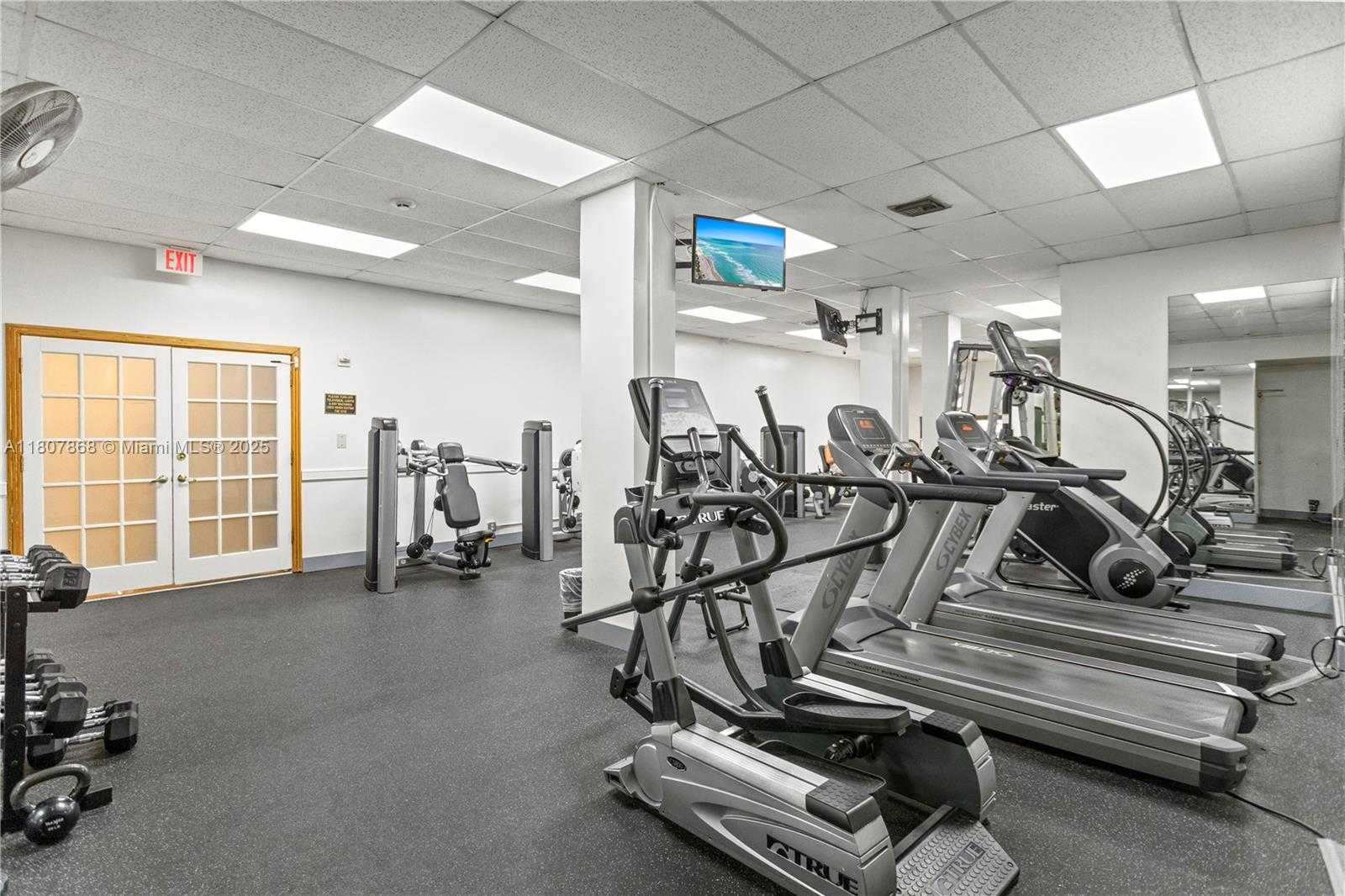 Small Image of 3800 SOUTH OCEAN DR #1810, Hollywood Number 14