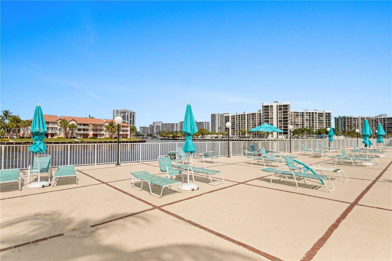 Small Image of 3800 SOUTH OCEAN DR #1810, Hollywood Number 24