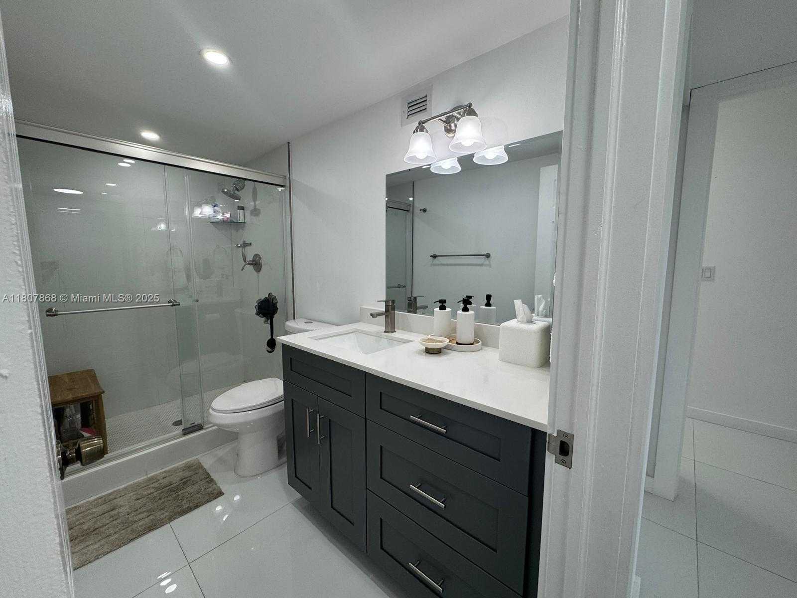 Small Image of 3800 SOUTH OCEAN DR #1810, Hollywood Number 49