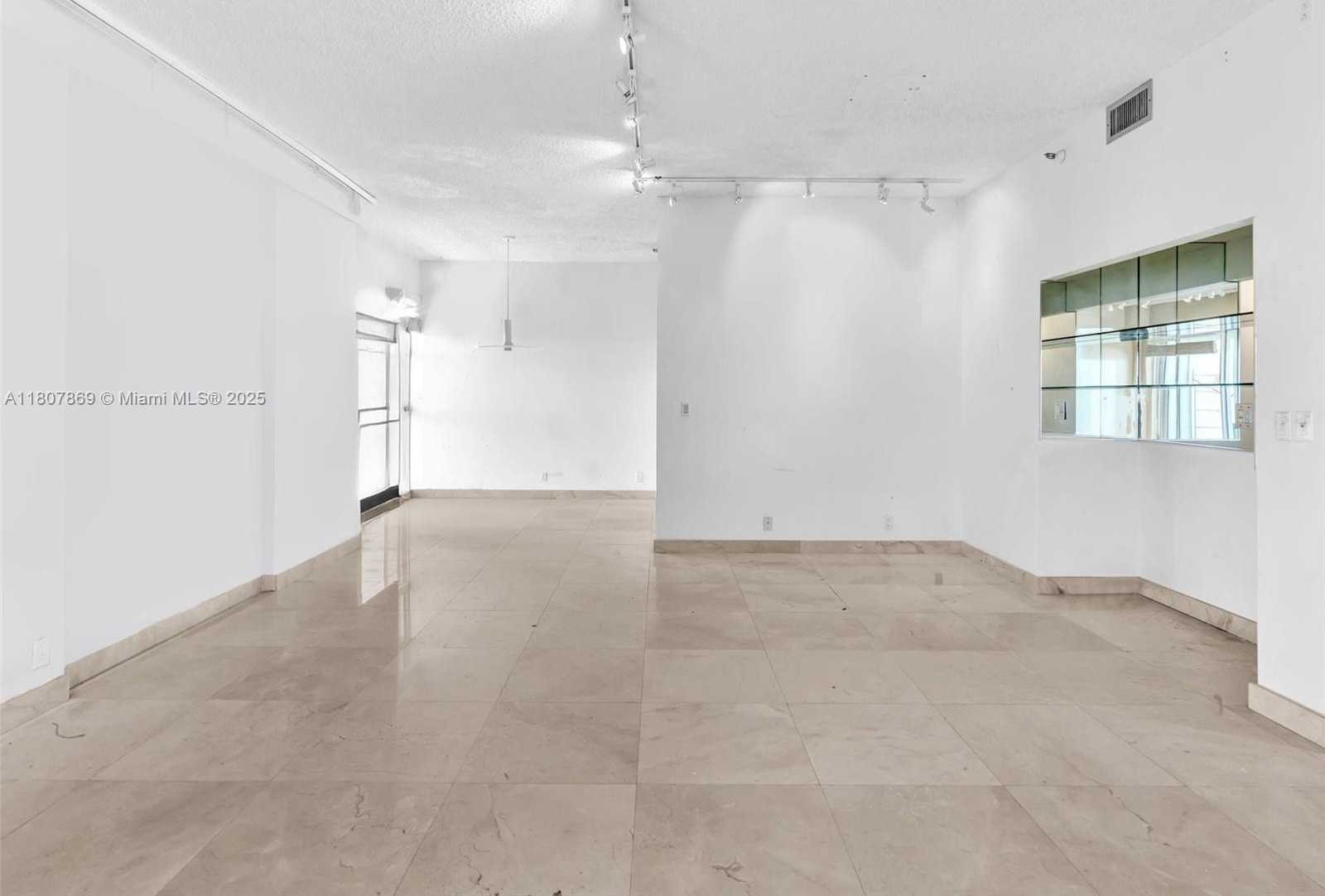 Small Image of 20355 NORTH EAST 34TH CT #2726, Aventura Number 10