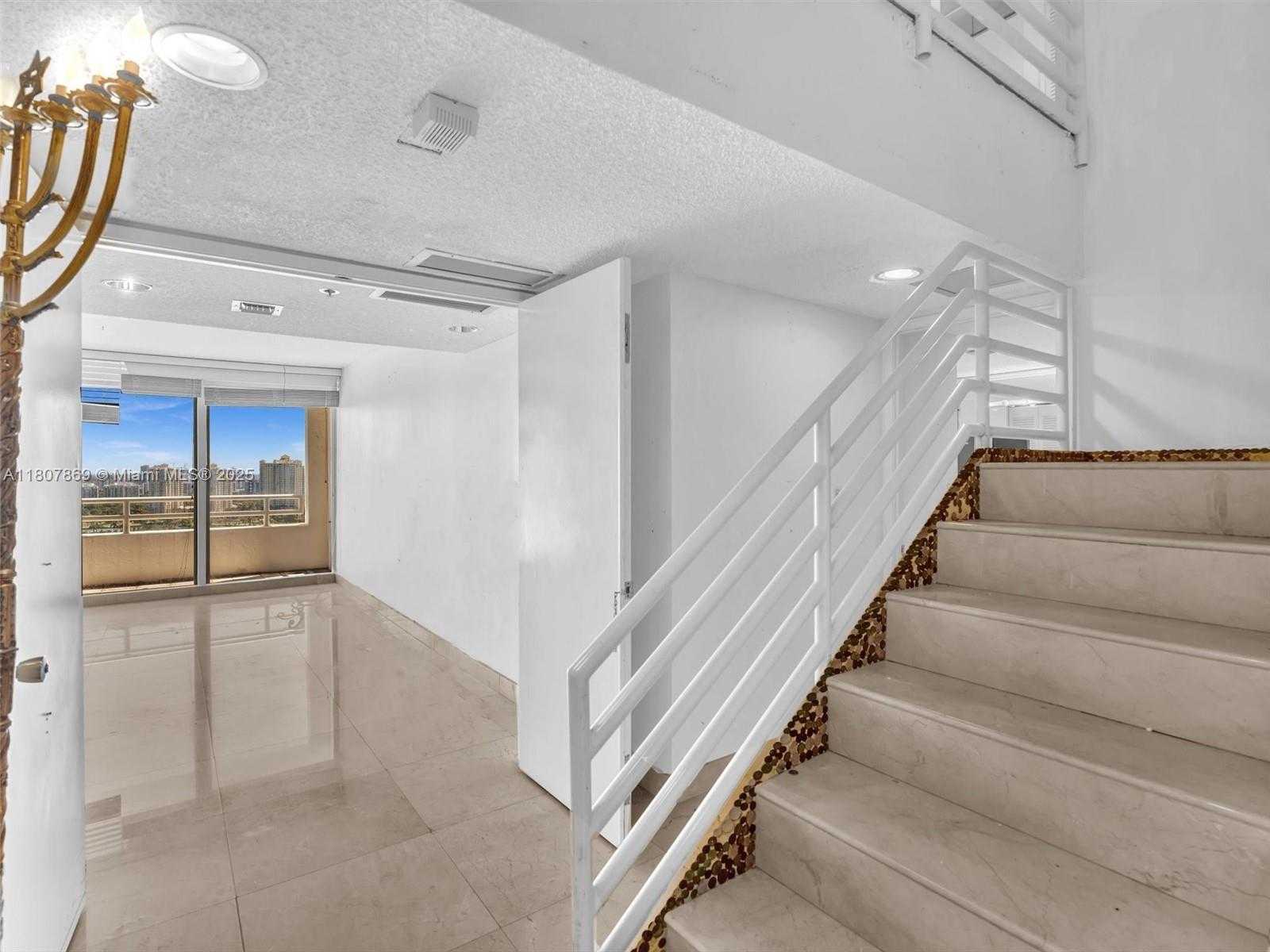 Small Image of 20355 NORTH EAST 34TH CT #2726, Aventura Number 31