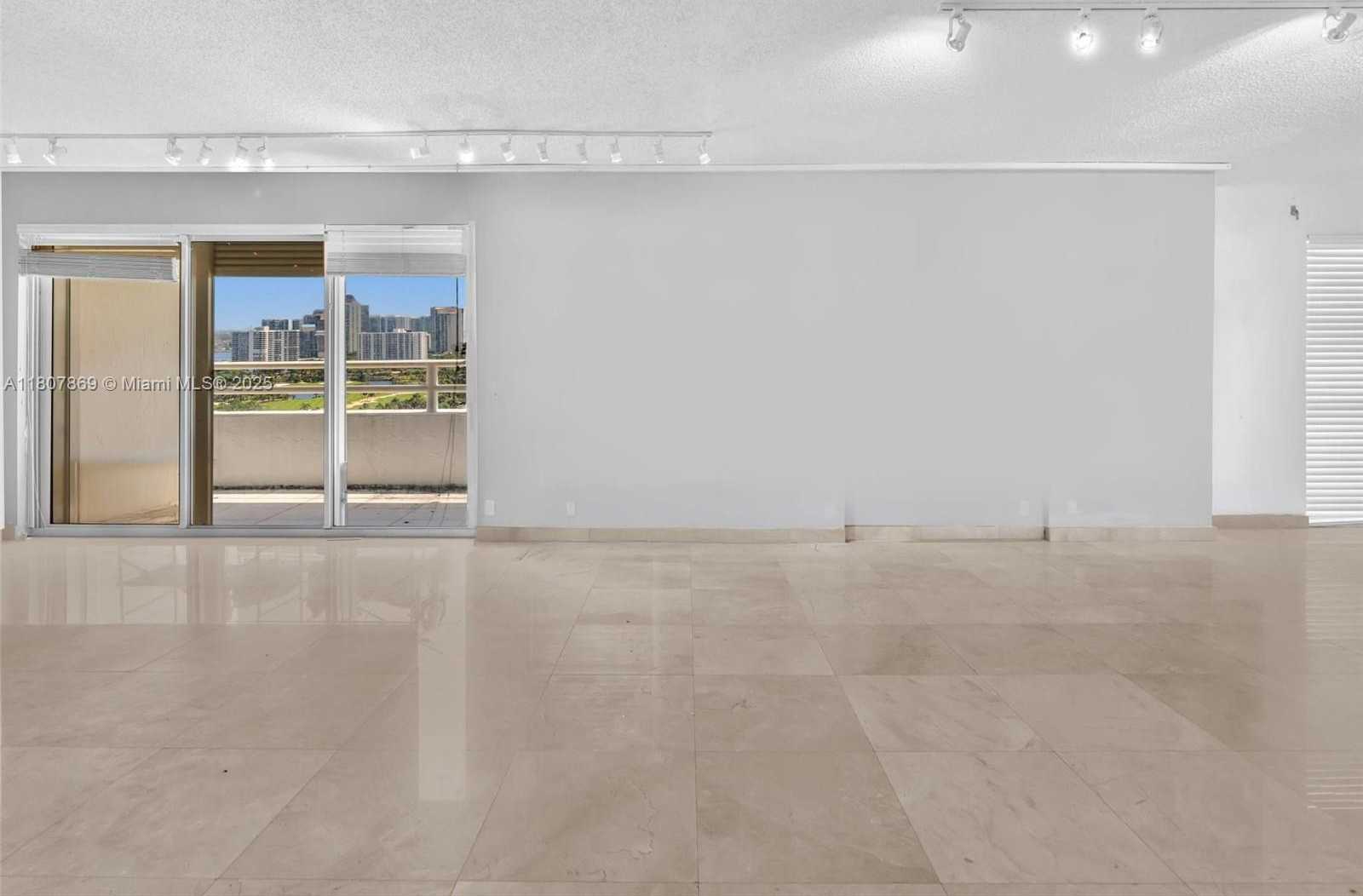 Small Image of 20355 NORTH EAST 34TH CT #2726, Aventura Number 56