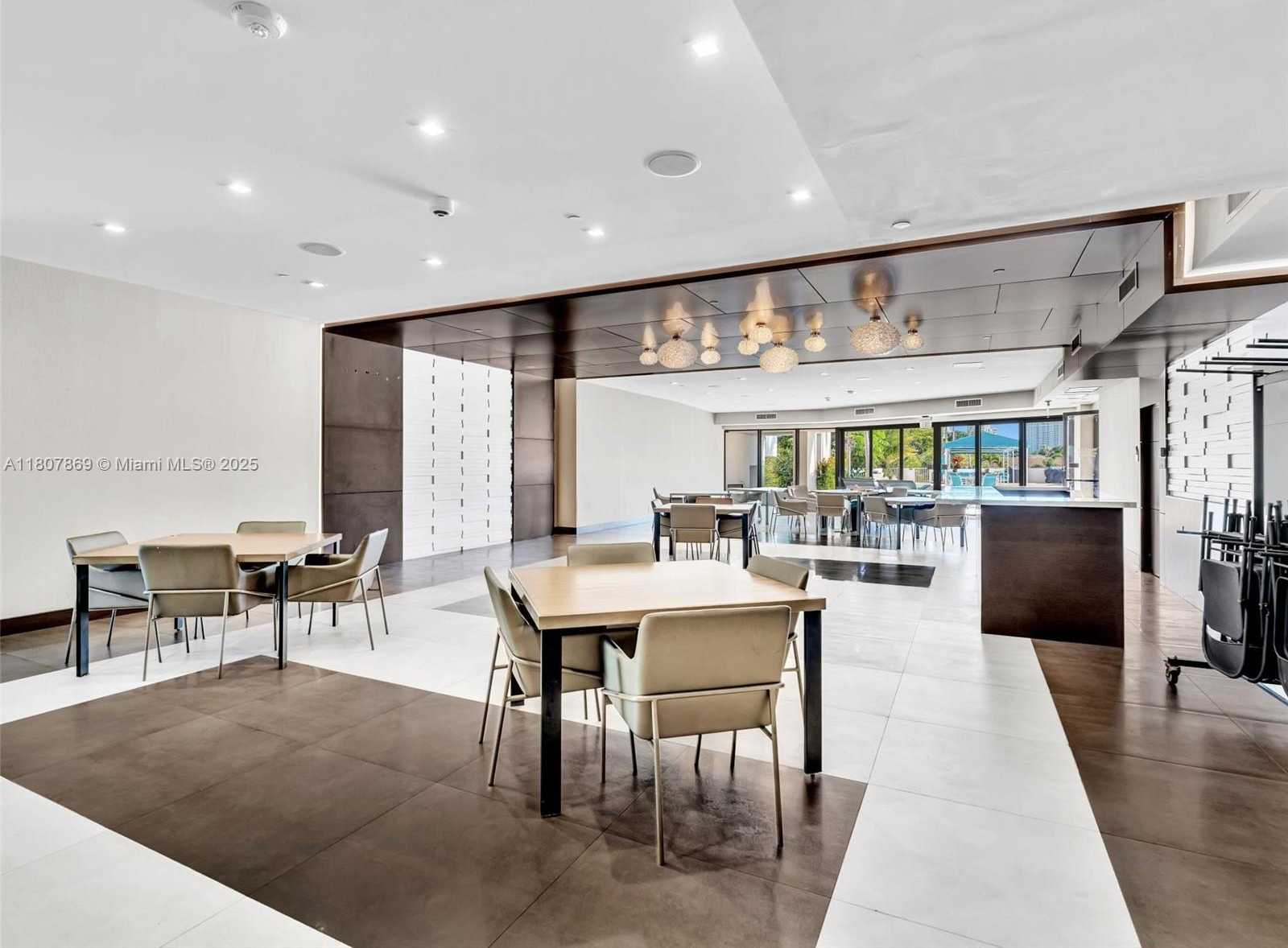 Small Image of 20355 NORTH EAST 34TH CT #2726, Aventura Number 61