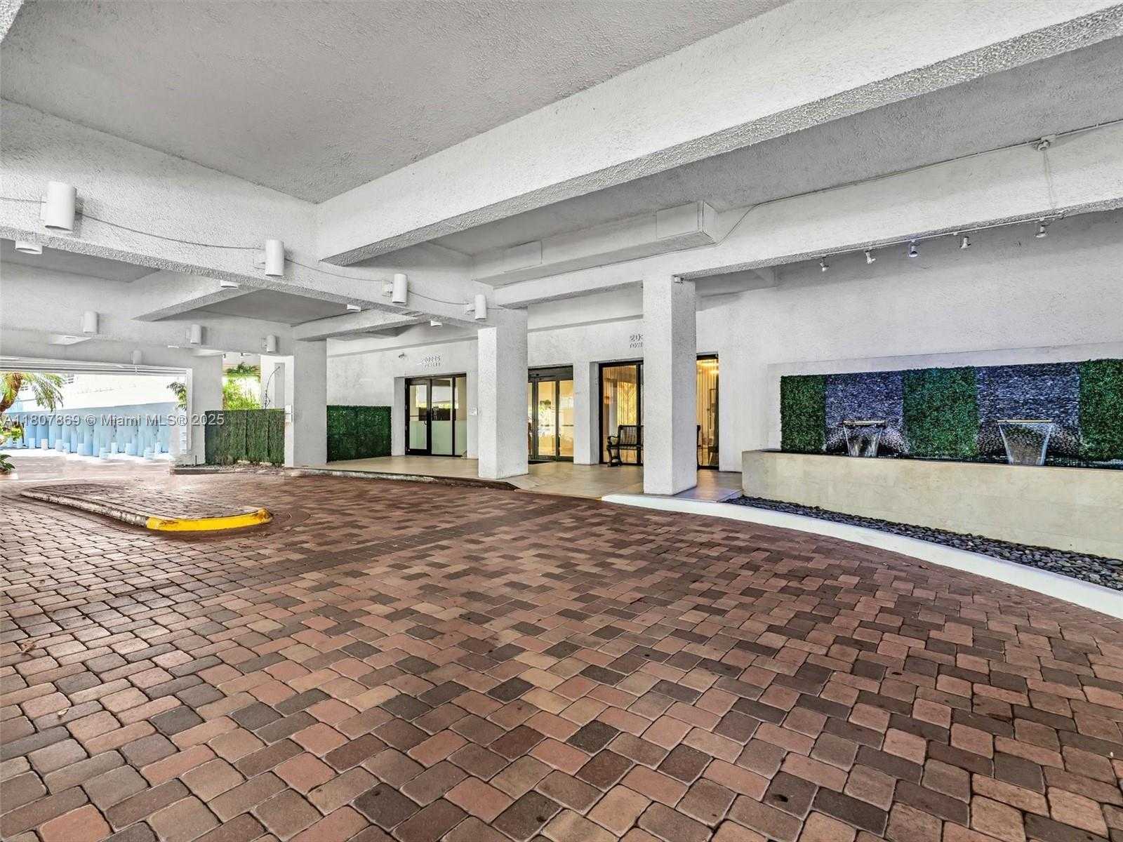 Small Image of 20355 NORTH EAST 34TH CT #2726, Aventura Number 72