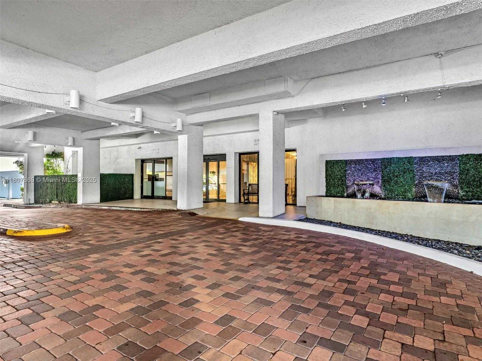 Small Image of 20355 NORTH EAST 34TH CT #2726, Aventura Number 73