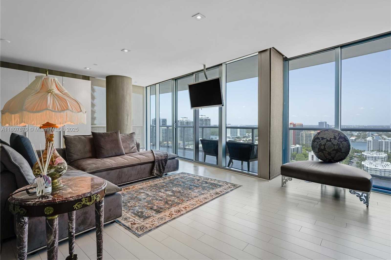 Small Image of 17001 COLLINS AVE #2501, Sunny Isles Beach Number 21