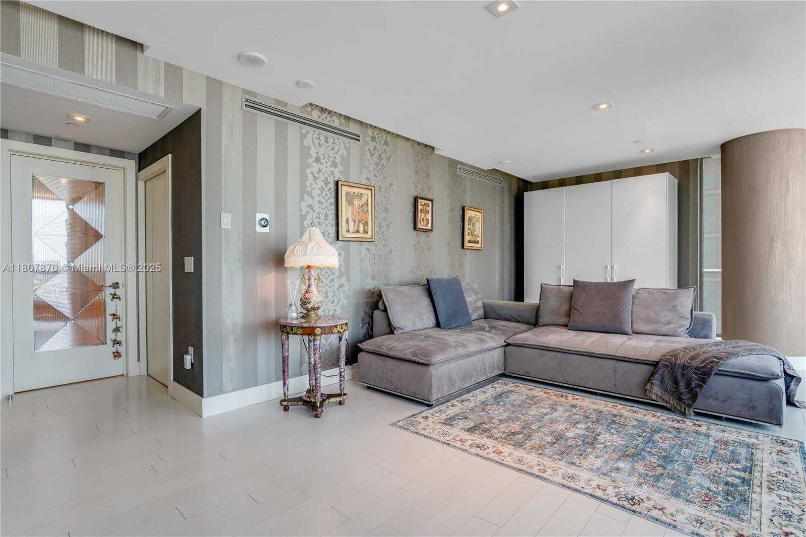 Small Image of 17001 COLLINS AVE #2501, Sunny Isles Beach Number 22