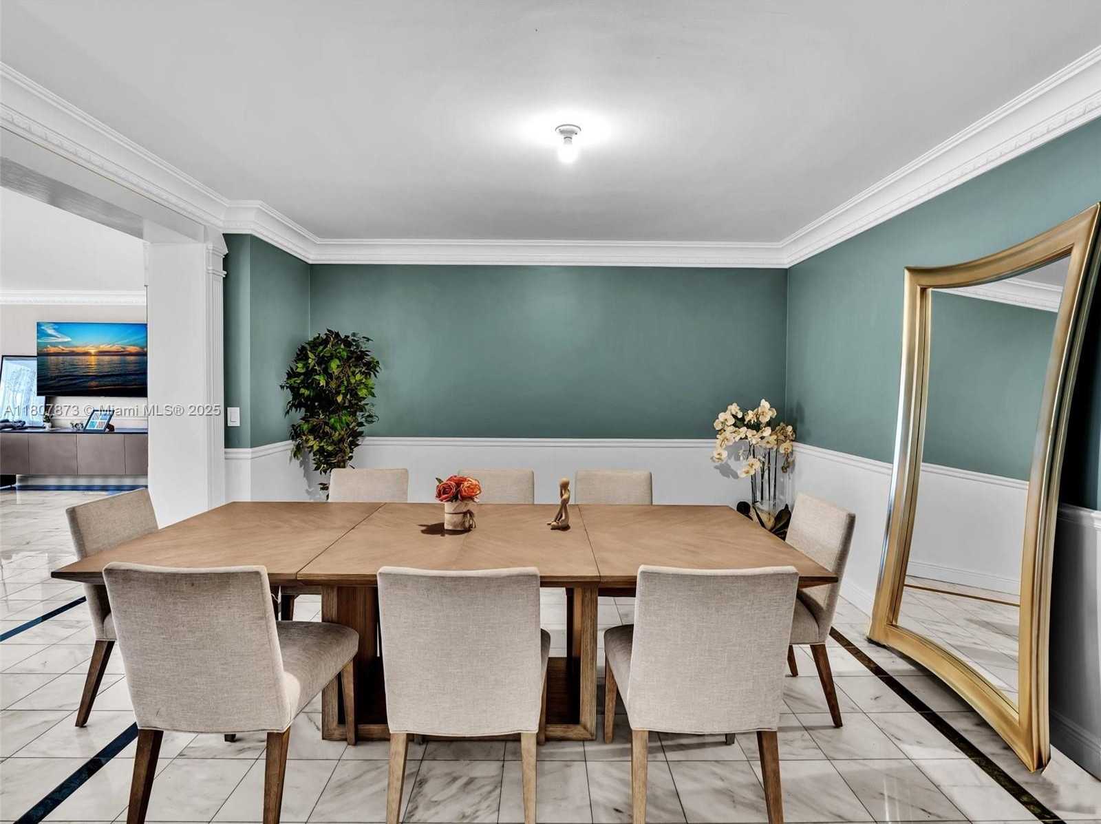 Small Image of 10155 COLLINS AVE #408, Bal Harbour Number 25