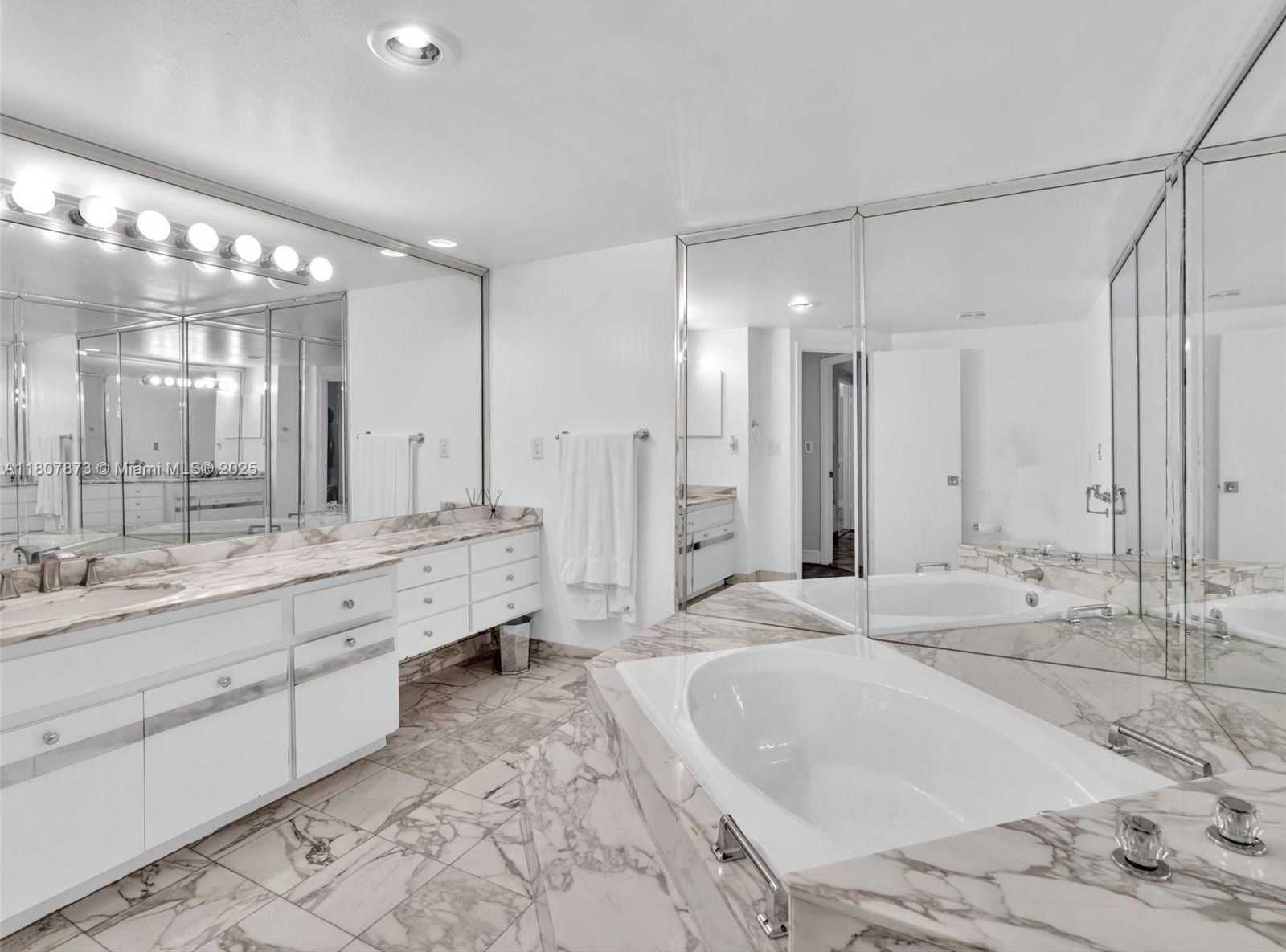 Small Image of 10155 COLLINS AVE #408, Bal Harbour Number 34