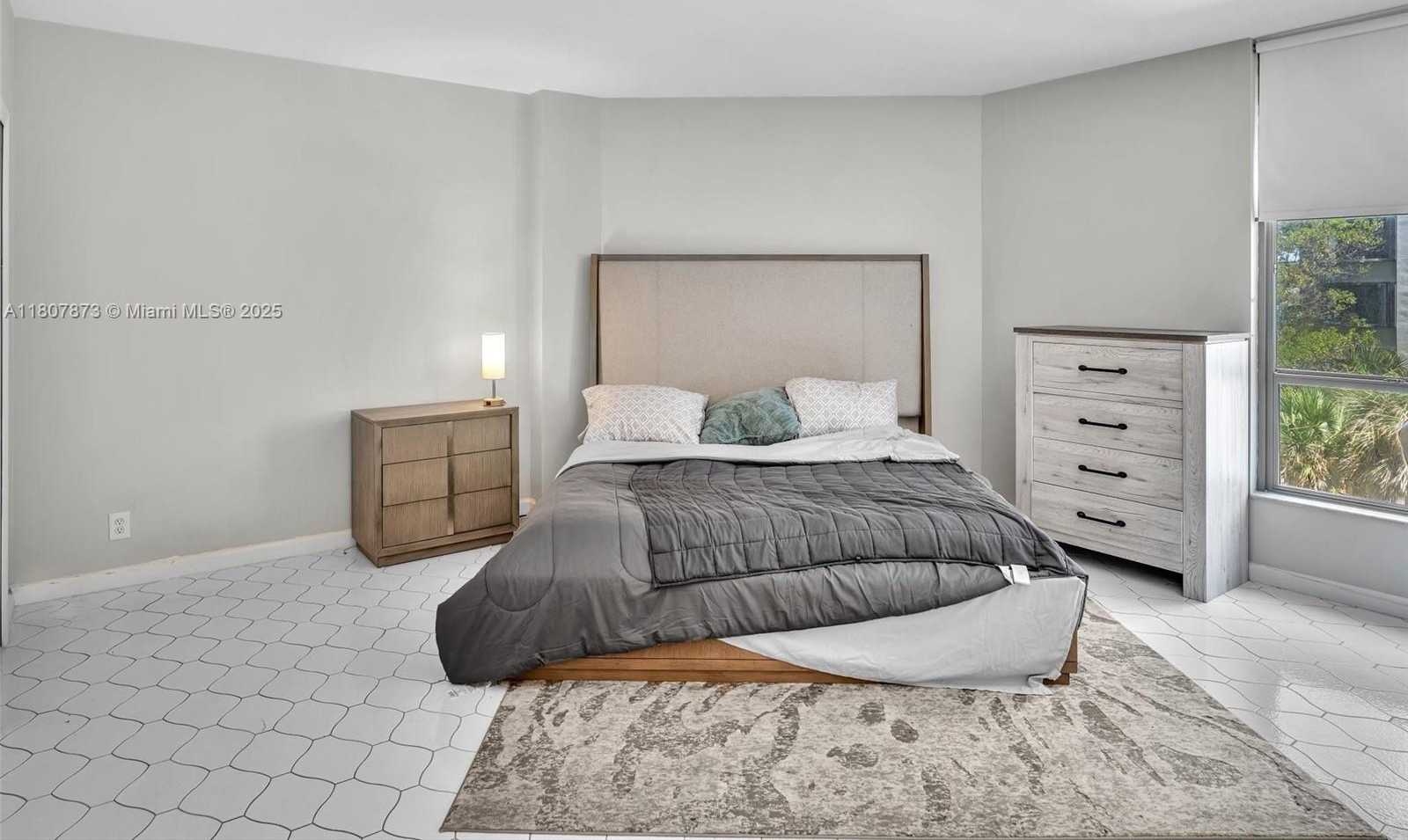 Small Image of 10155 COLLINS AVE #408, Bal Harbour Number 40