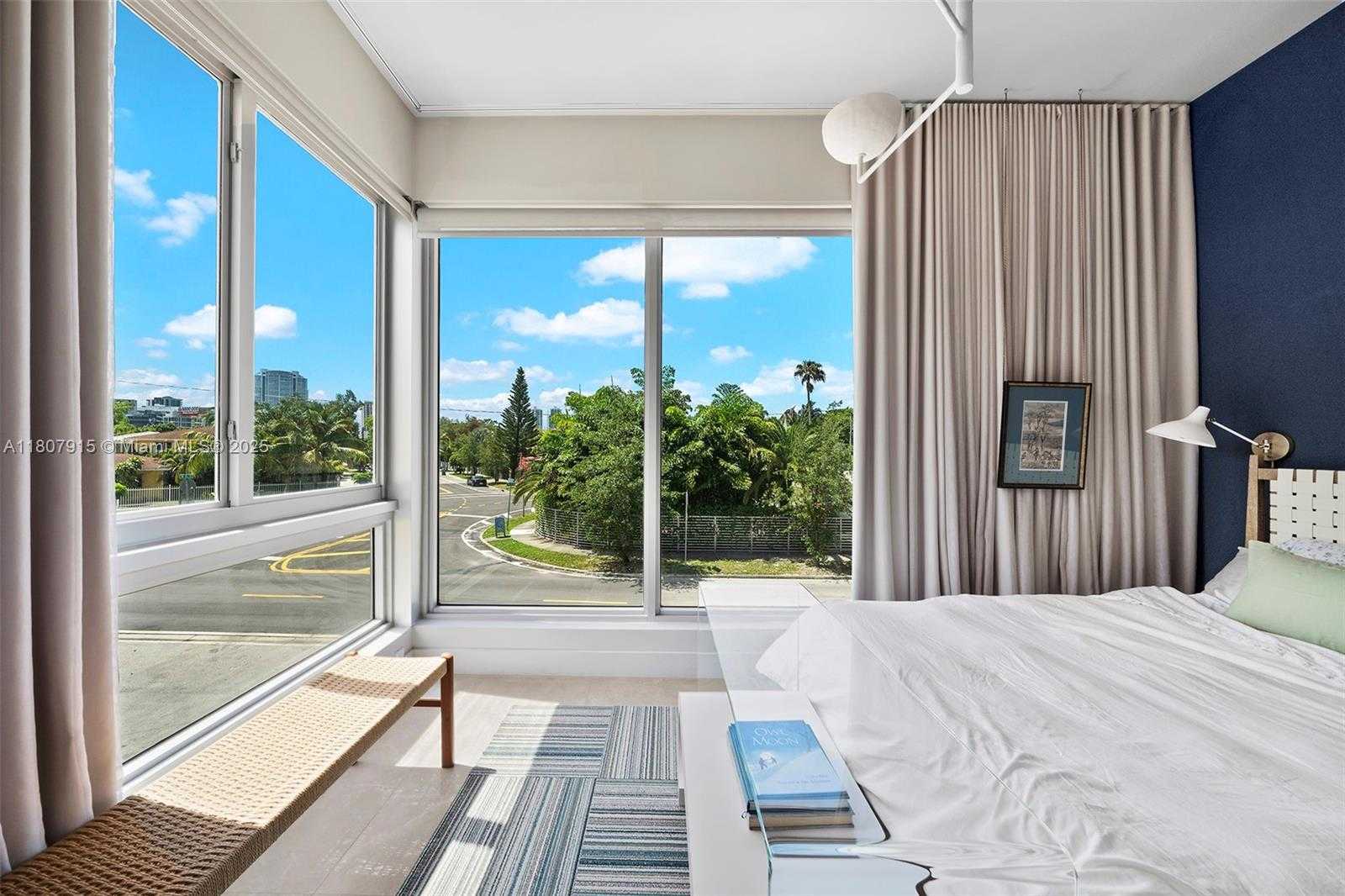 Small Image of 529 SOUTH WEST 11TH ST #201, Miami Number 16