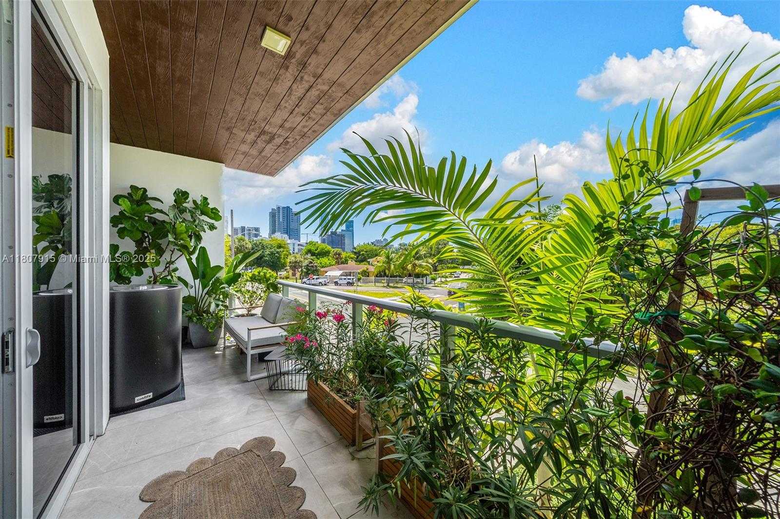 Small Image of 529 SOUTH WEST 11TH ST #201, Miami Number 27