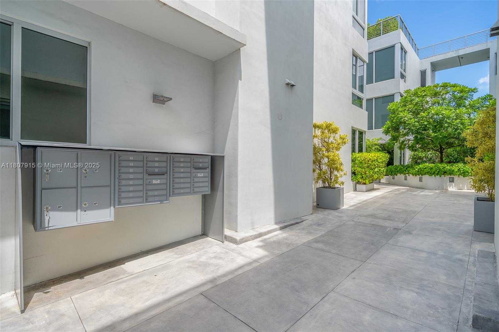 Small Image of 529 SOUTH WEST 11TH ST #201, Miami Number 31