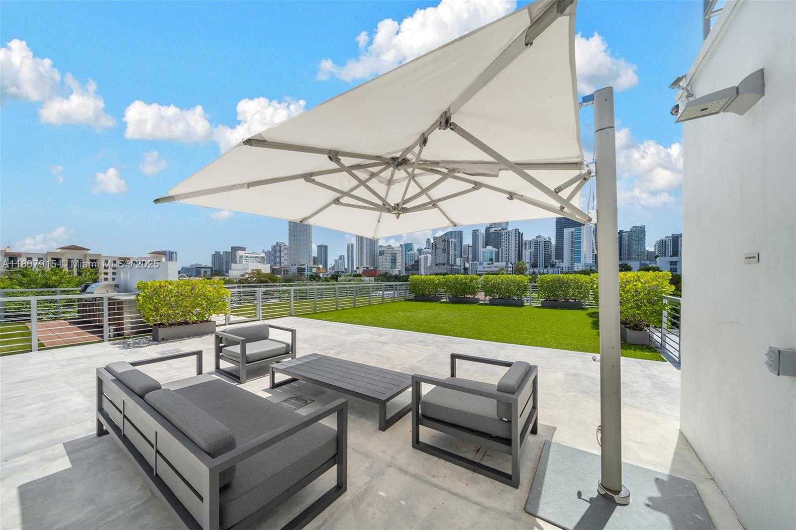 Small Image of 529 SOUTH WEST 11TH ST #201, Miami Number 32