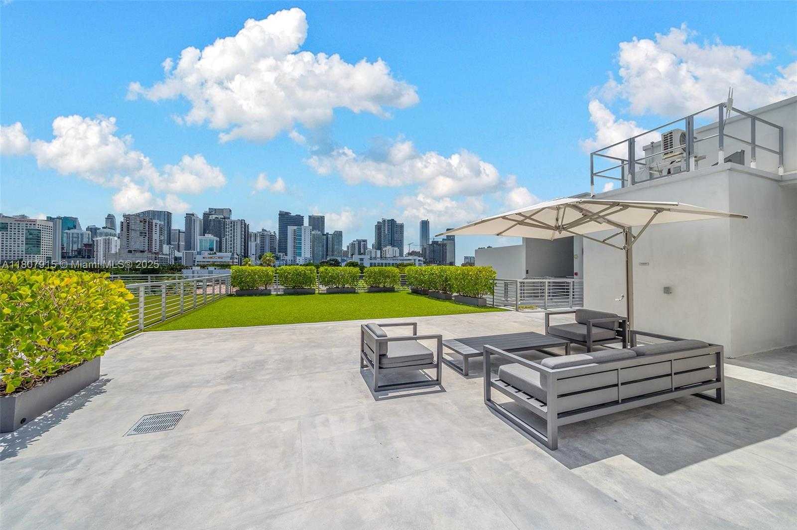 Small Image of 529 SOUTH WEST 11TH ST #201, Miami Number 40