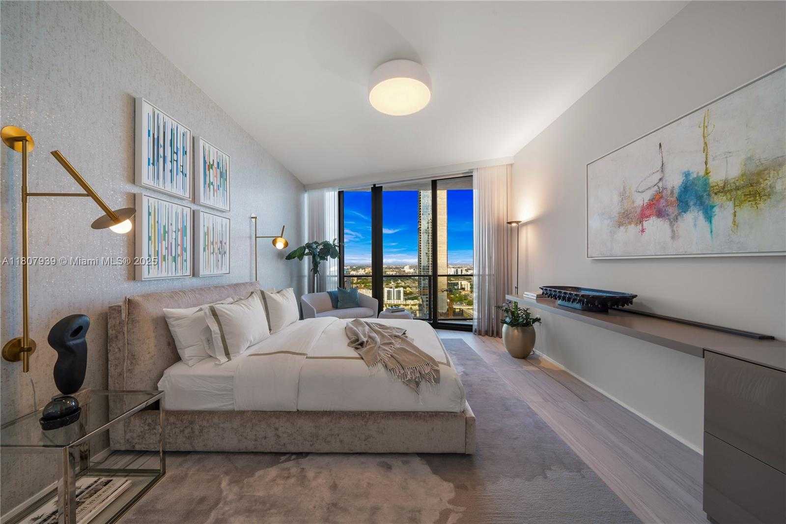 Small Image of 1000 BISCAYNE BLVD #3201, Miami Number 15