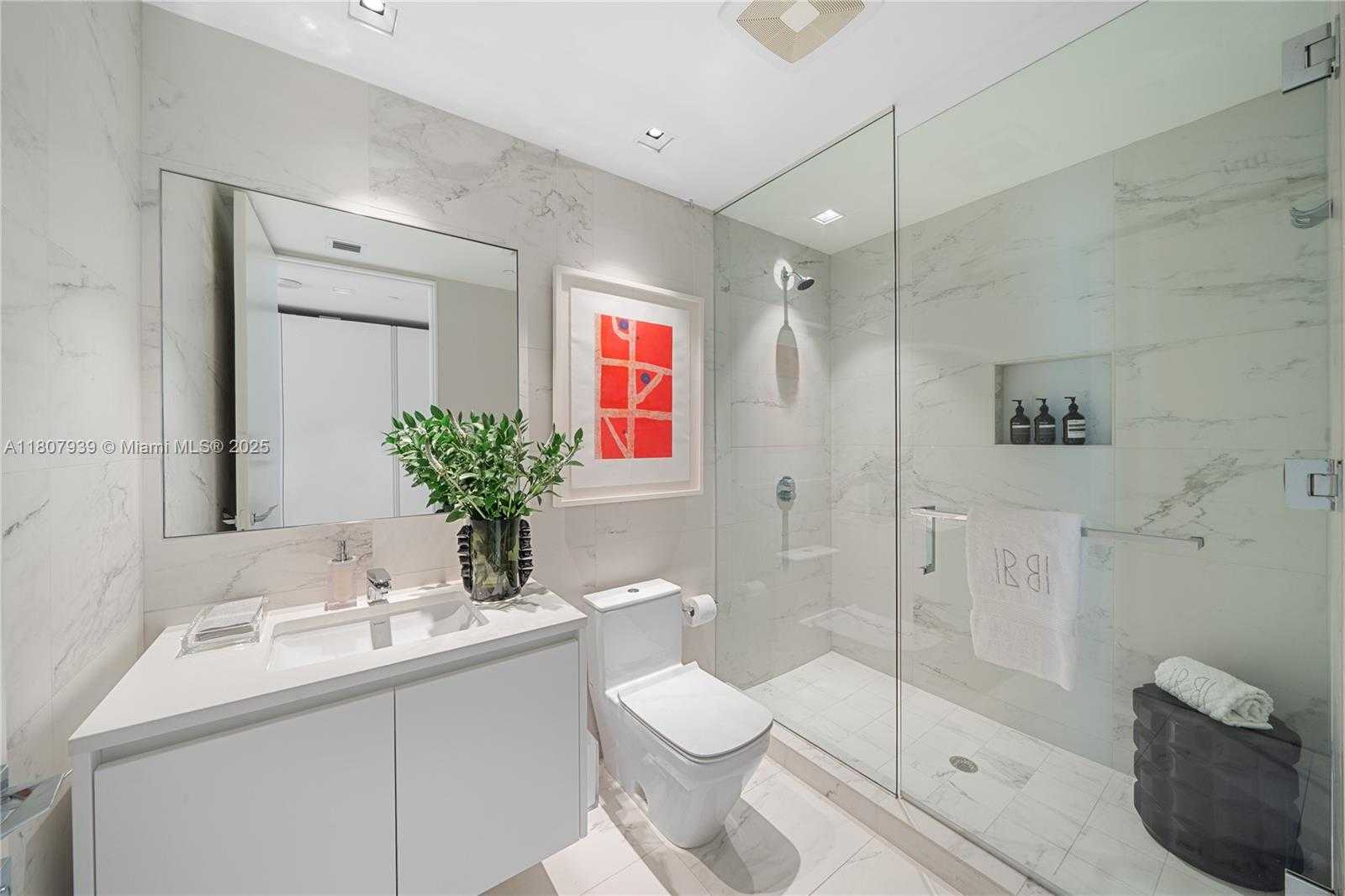 Small Image of 1000 BISCAYNE BLVD #3201, Miami Number 17