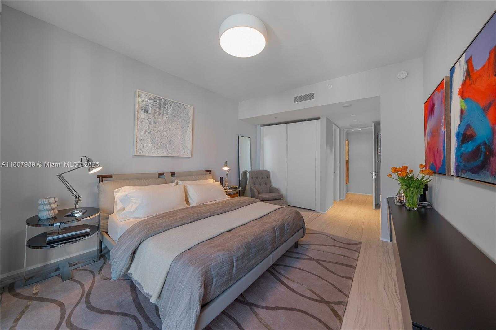 Small Image of 1000 BISCAYNE BLVD #3201, Miami Number 19