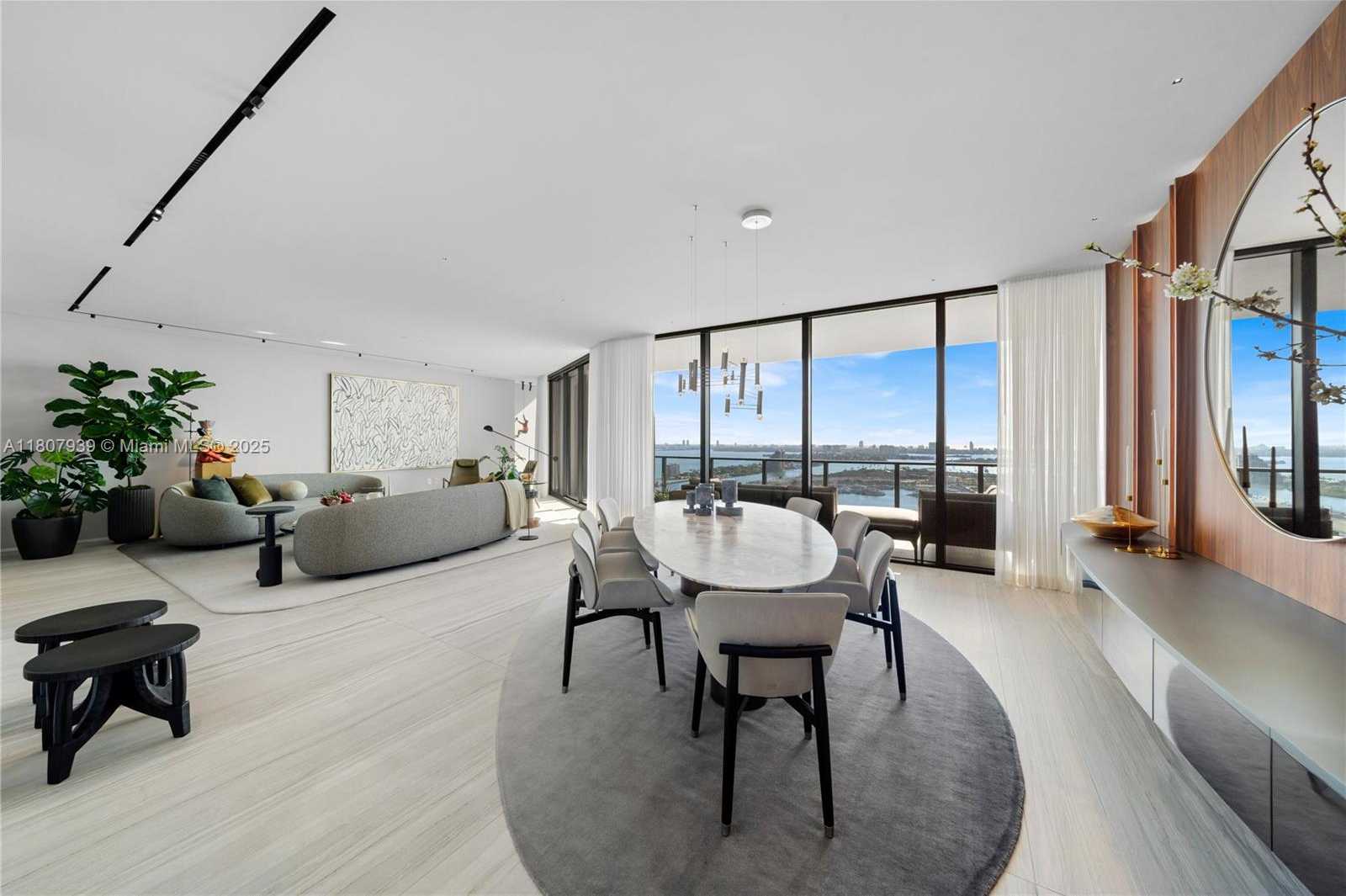 Small Image of 1000 BISCAYNE BLVD #3201, Miami Number 29