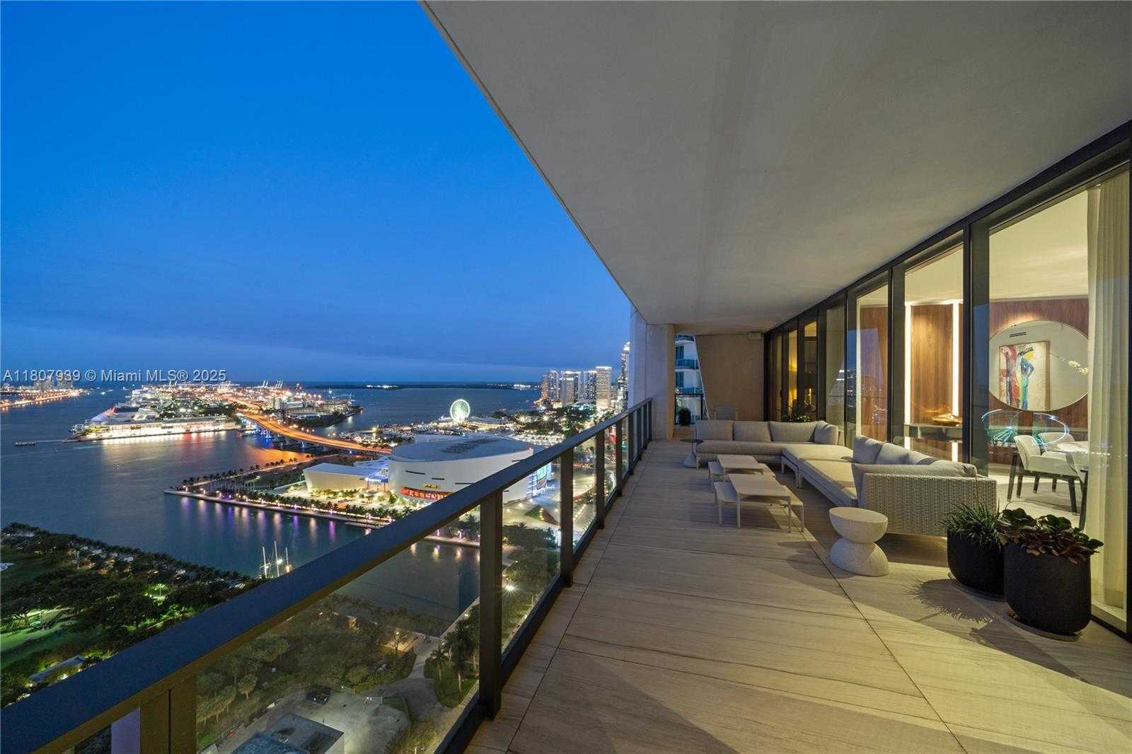 Small Image of 1000 BISCAYNE BLVD #3201, Miami Number 31