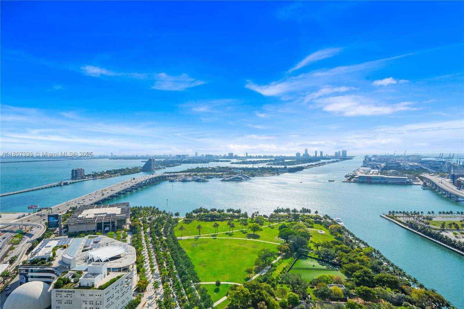Small Image of 1000 BISCAYNE BLVD #3201, Miami Number 5