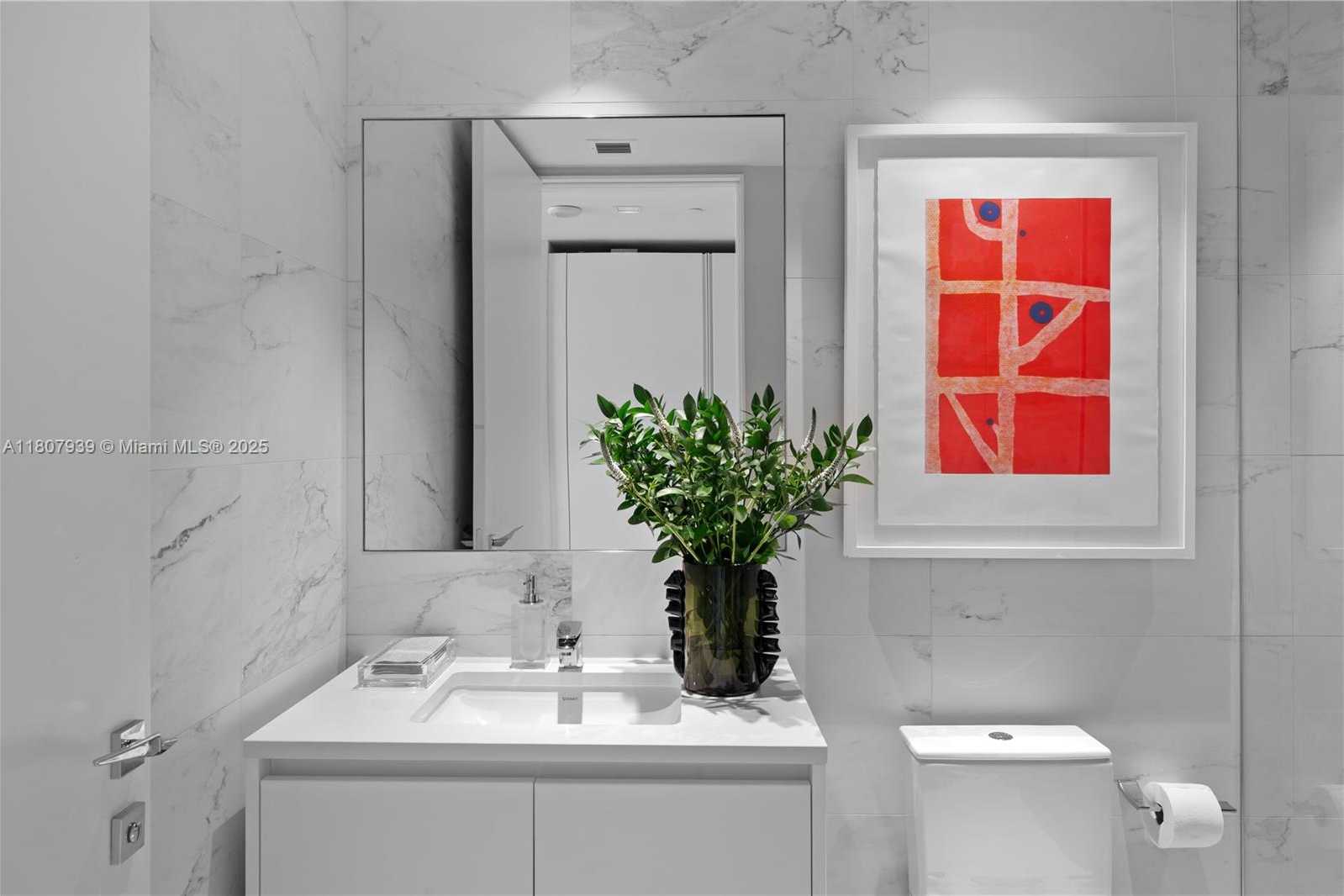 Small Image of 1000 BISCAYNE BLVD #3201, Miami Number 59