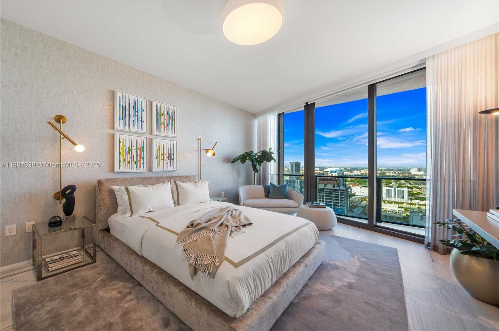 Small Image of 1000 BISCAYNE BLVD #3201, Miami Number 60