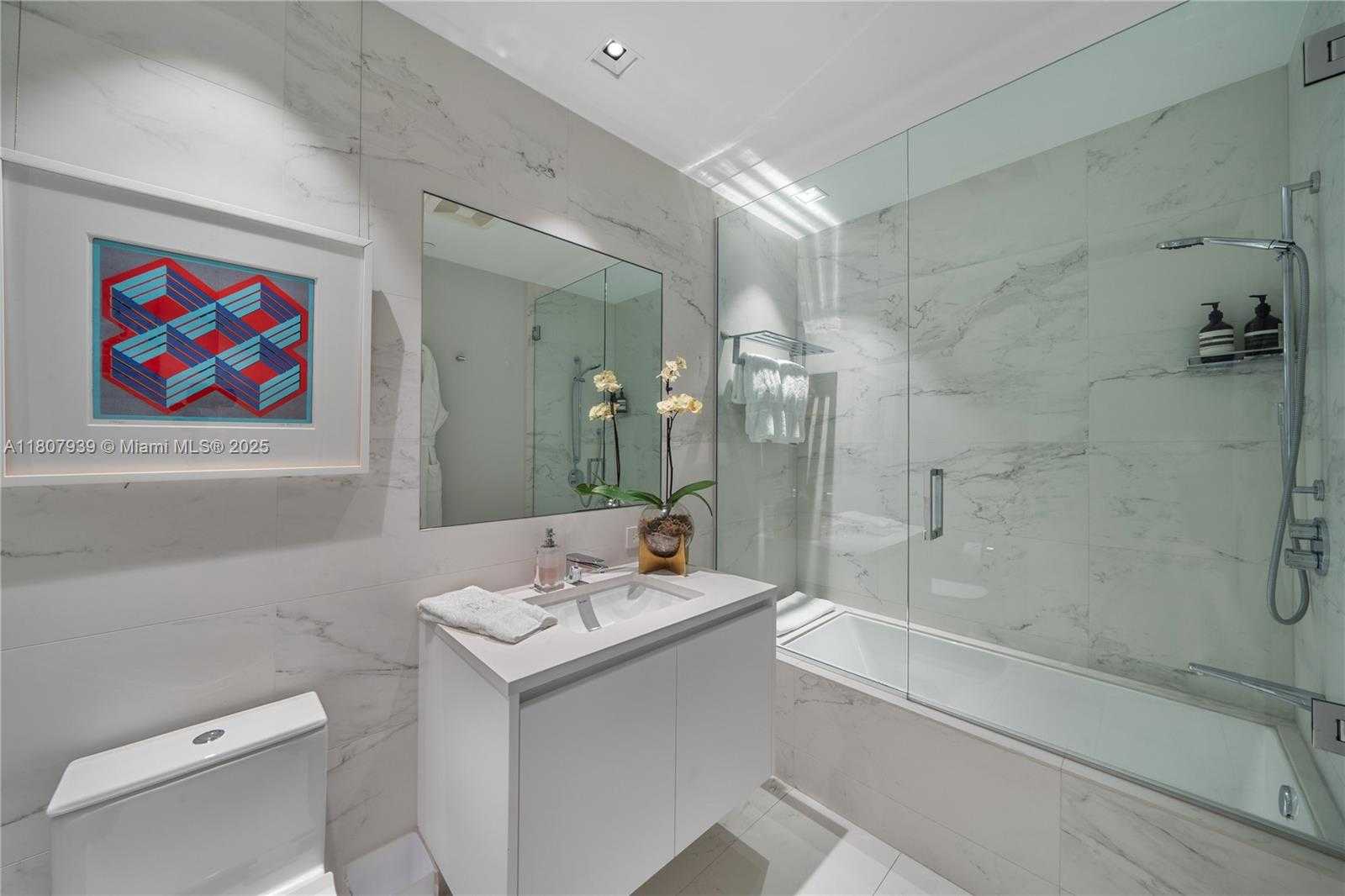 Small Image of 1000 BISCAYNE BLVD #3201, Miami Number 65