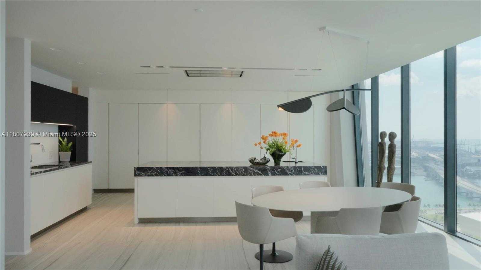 Small Image of 1000 BISCAYNE BLVD #3201, Miami Number 9