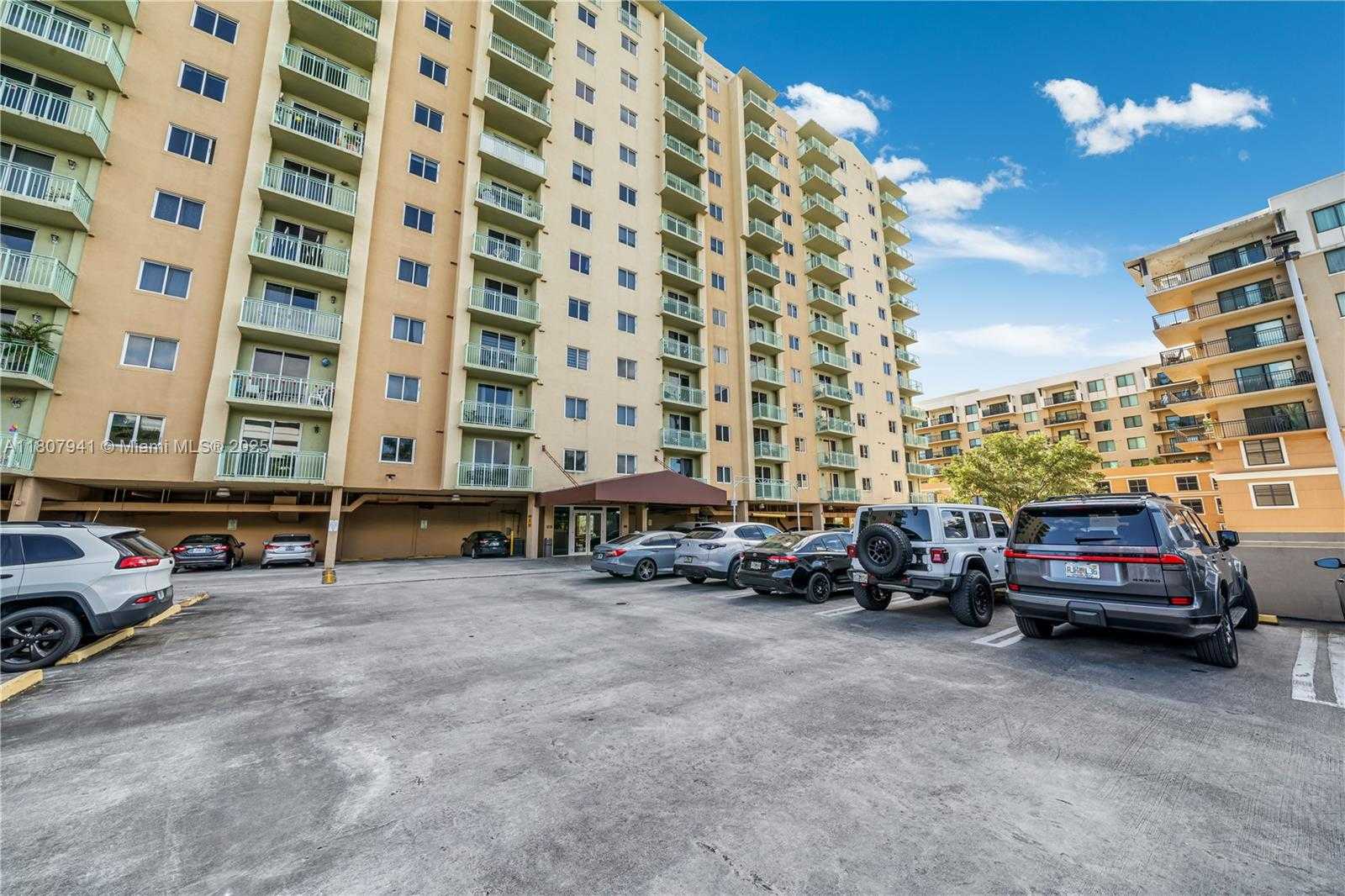 Small Image of 3500 CORAL WAY #604, Miami Number 29