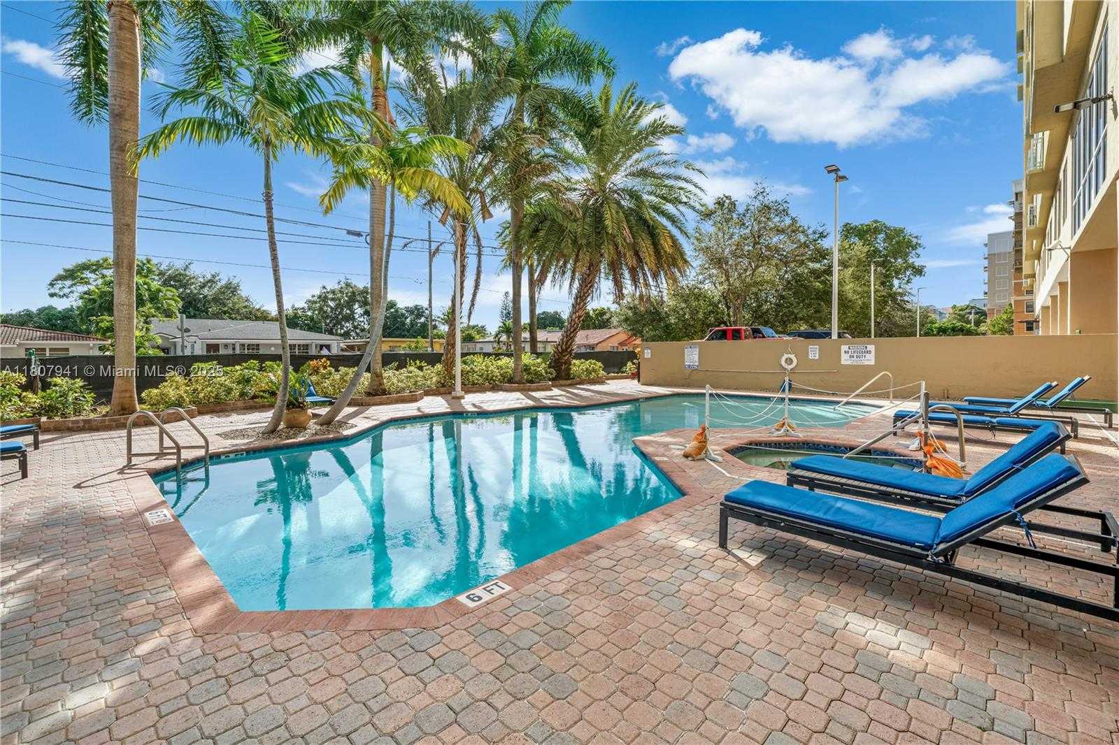 Small Image of 3500 CORAL WAY #604, Miami Number 32