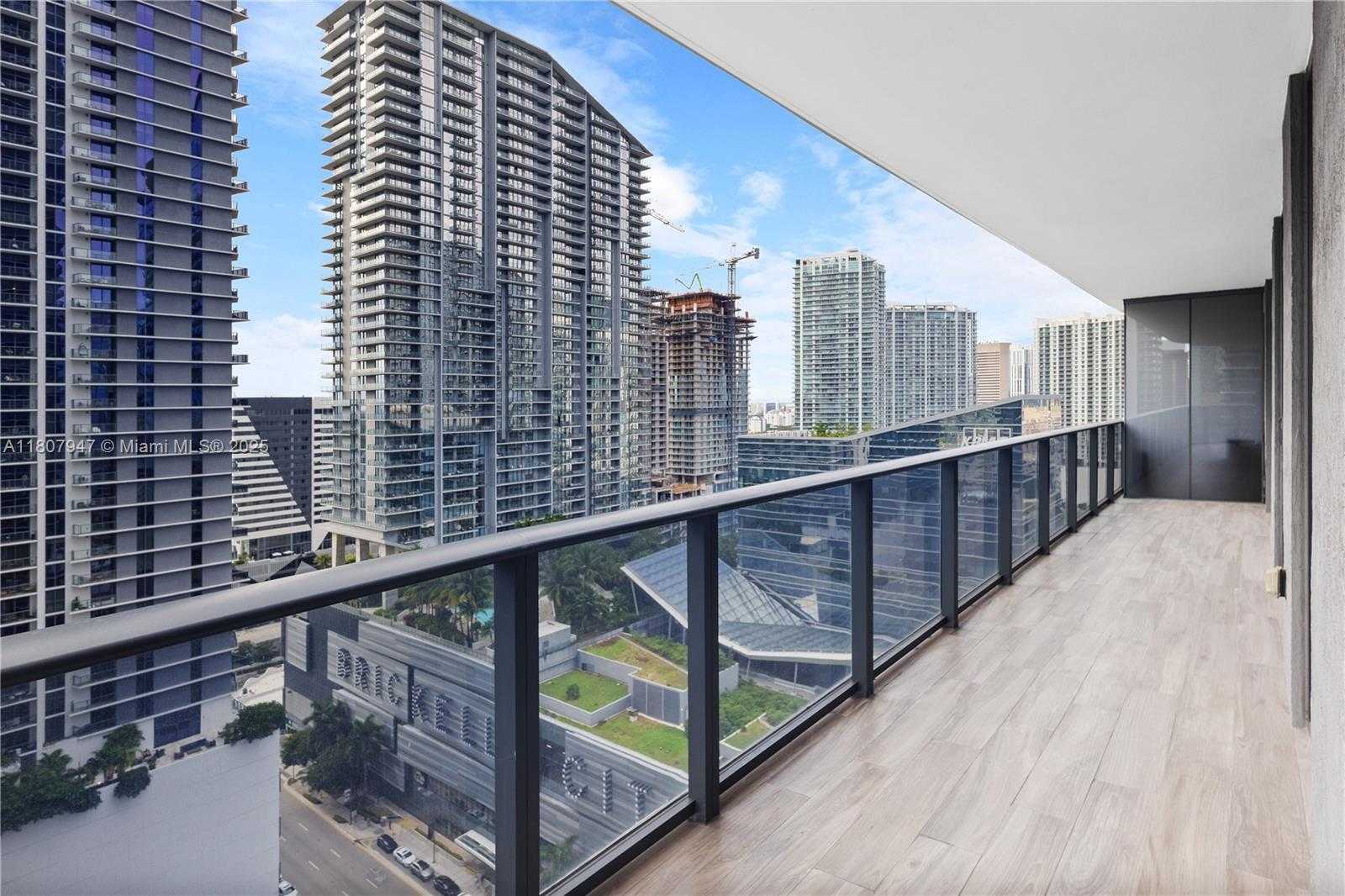 Small Image of 801 MIAMI AVE #2201, Miami Number 19